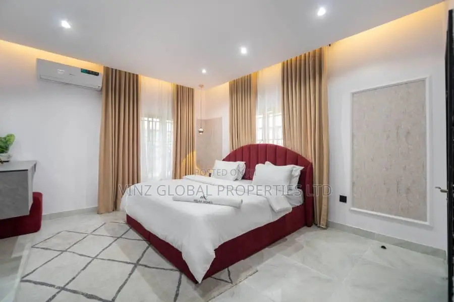 Exquisite 2 Bedroom With Private Cinema Snooker Board