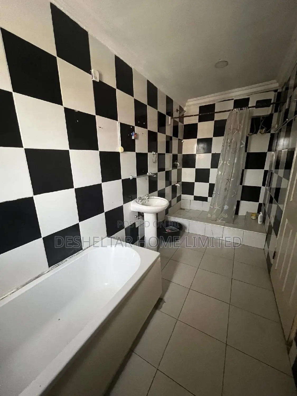 3bdrm Shared Apartment in Tpdc Building, Chevron for rent