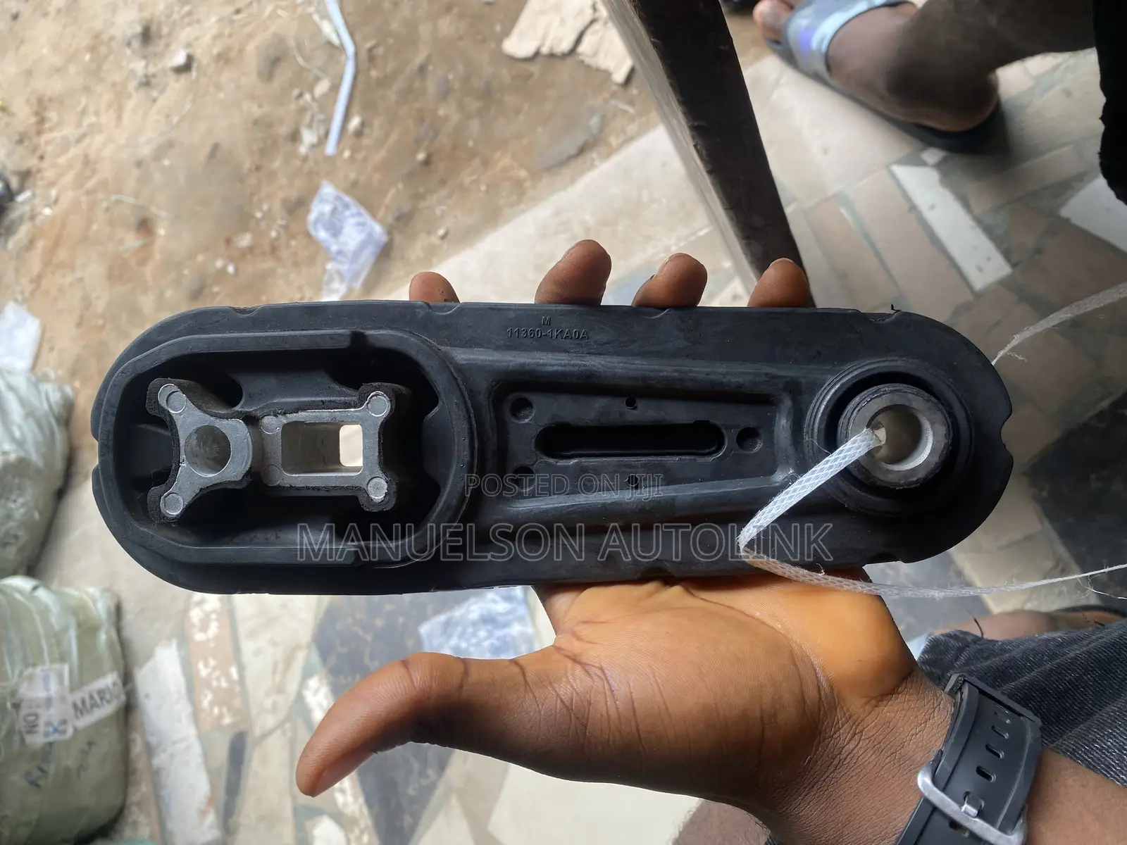 Engine and Gear Box Seat for Nissan Sentra,Rogue,Pathfinder