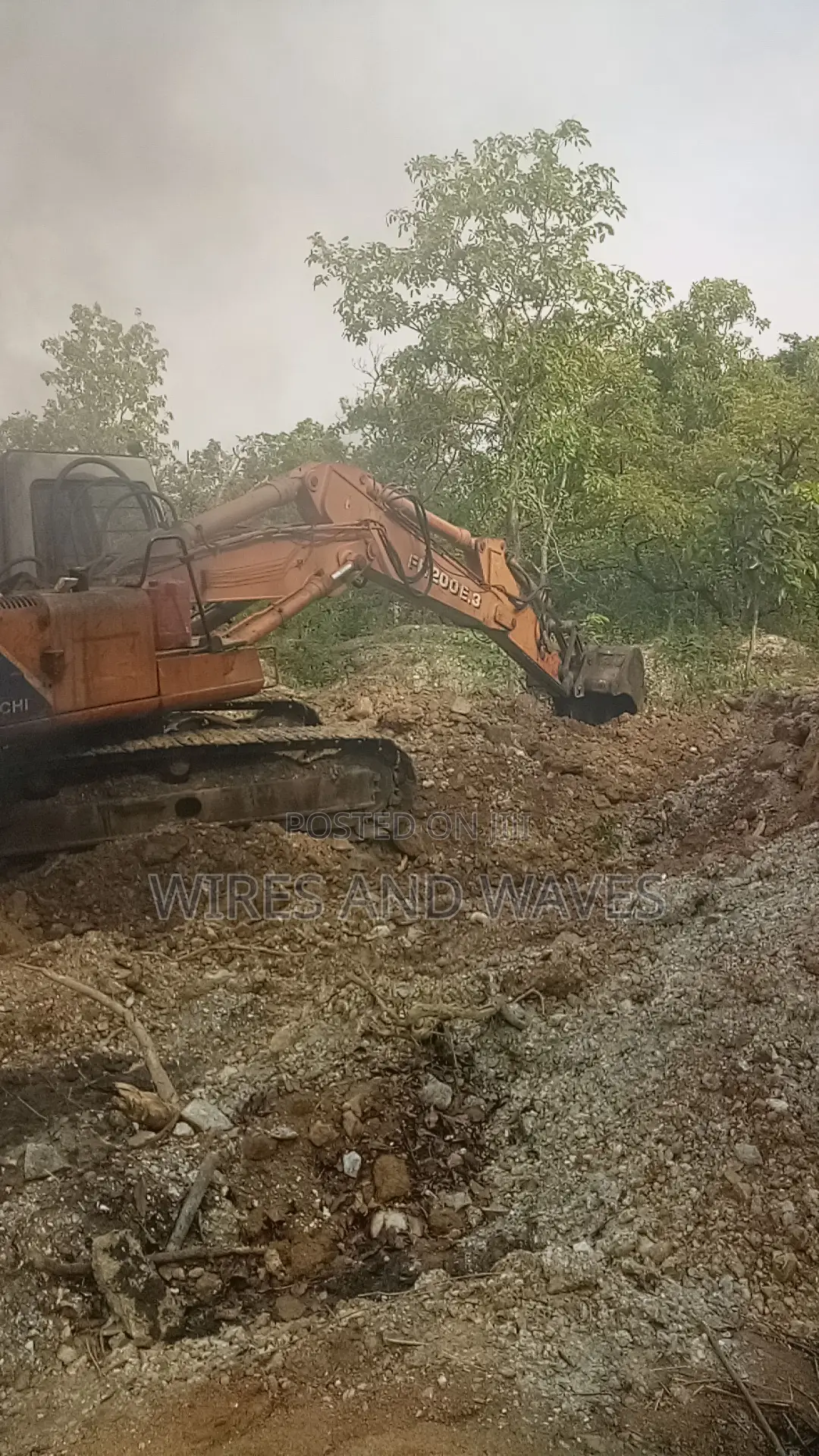 Fiat-Hitachi Fh200e-3 Excavator Machine