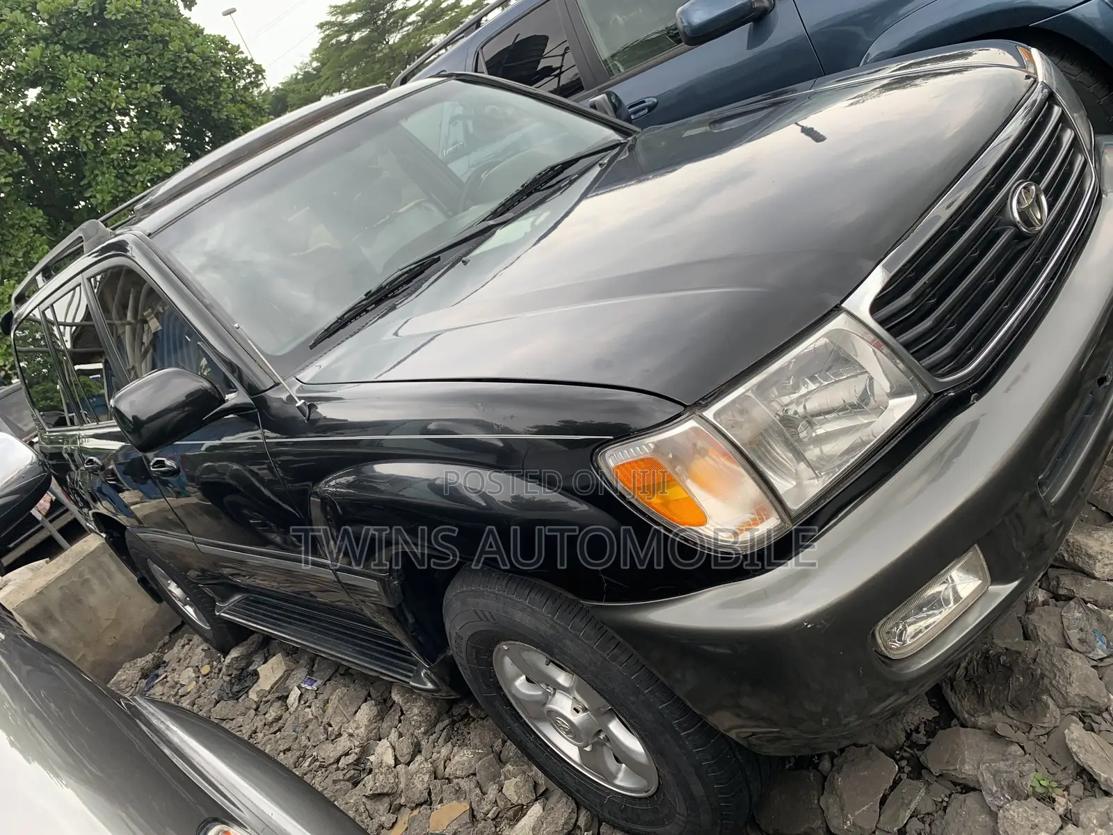 Toyota Land Cruiser 2004 Black