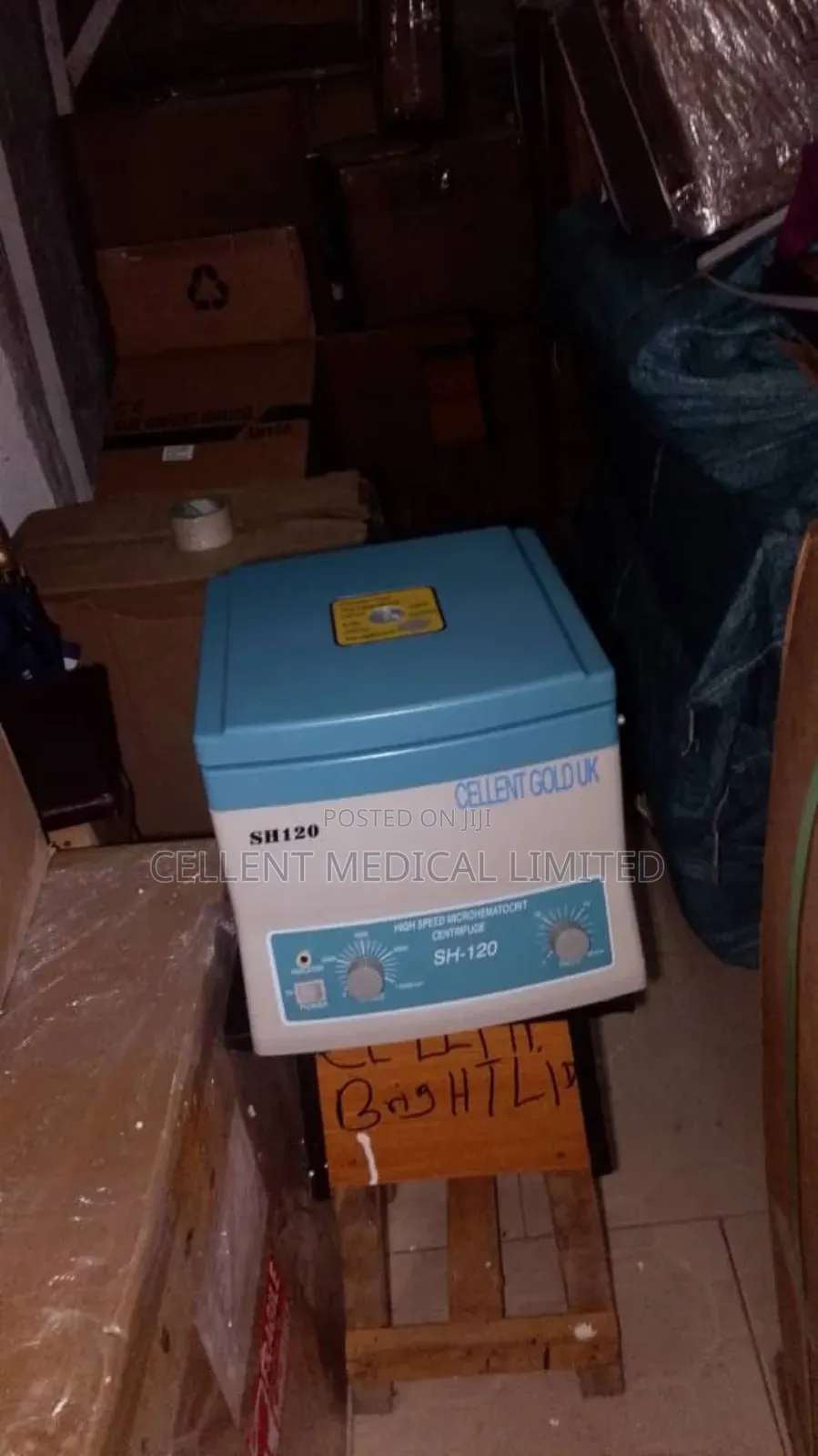 Hematocrit Centrifuge  (Micro)