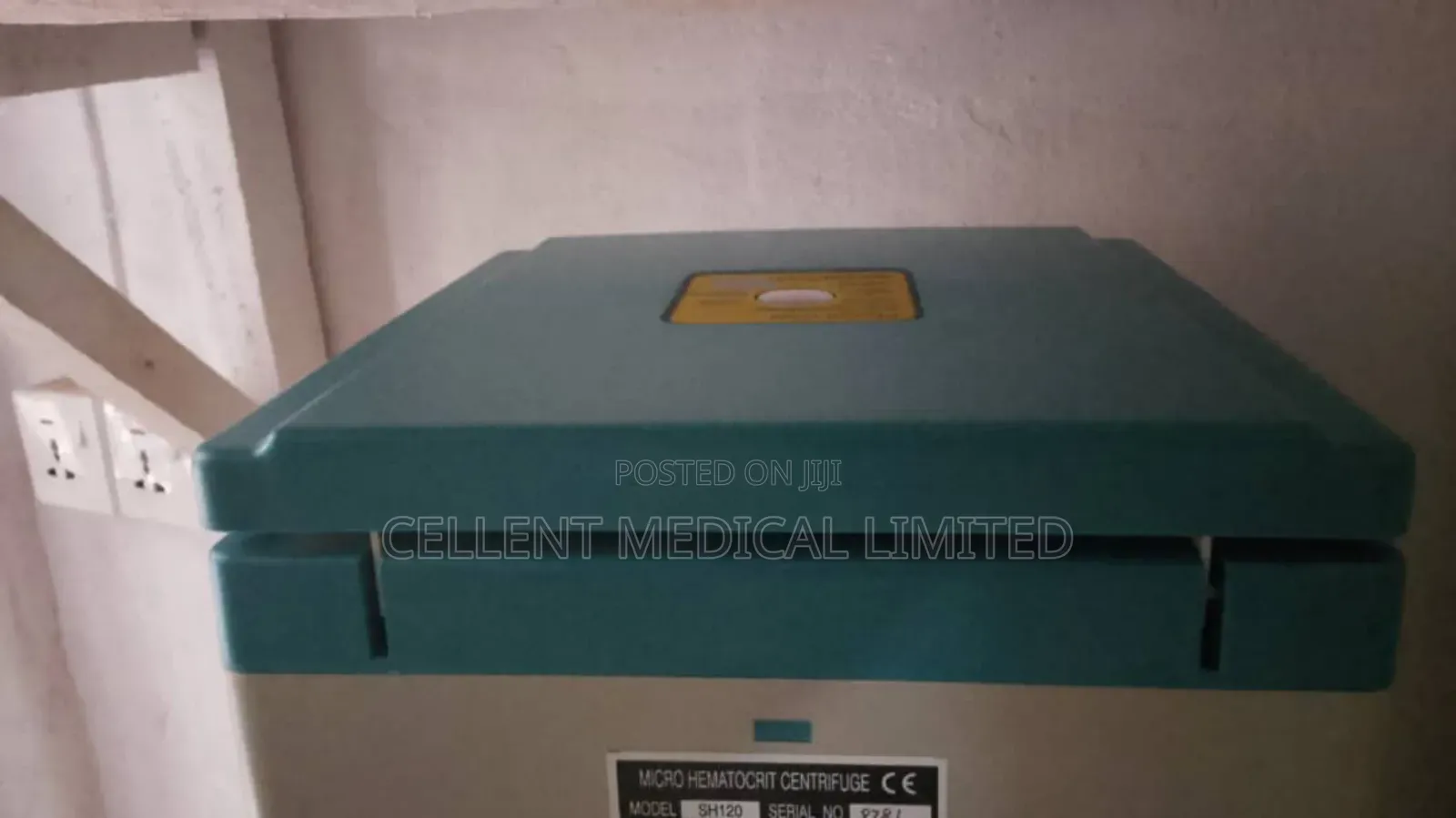 Hematocrit Centrifuge  (Micro)