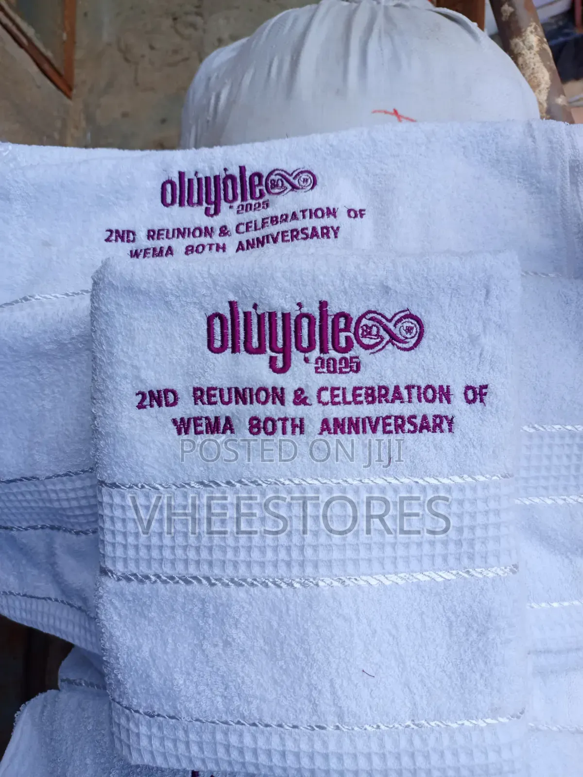 Cotton Hand Towel With Embroidery