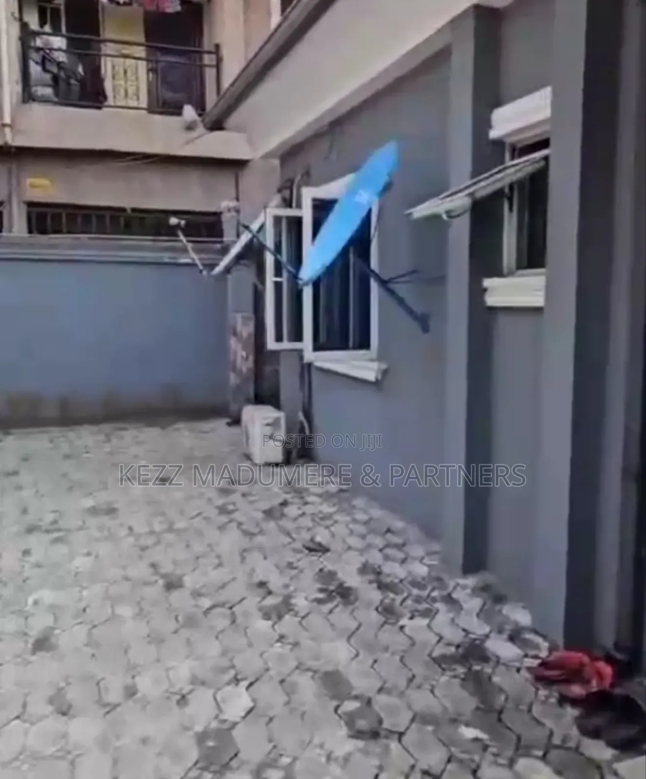6bdrm Bungalow in Rumuduru Off, Port-Harcourt for sale