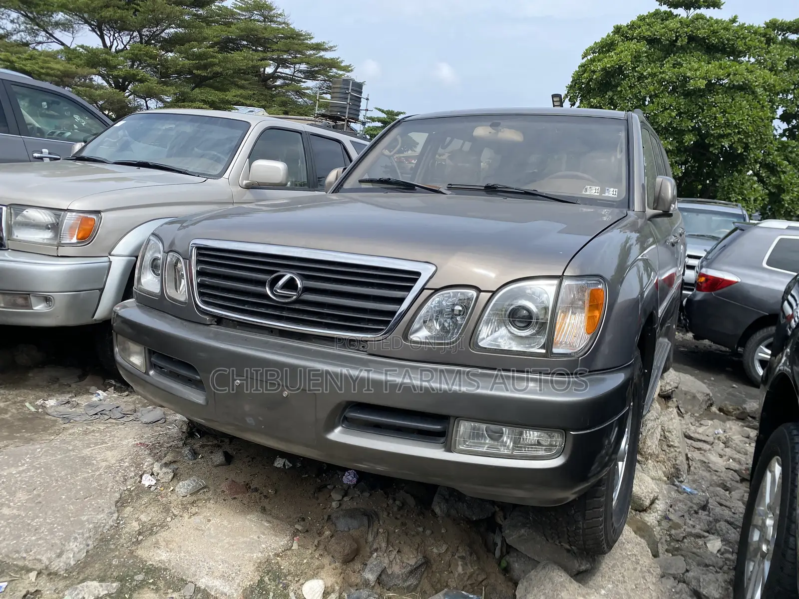 Lexus LX 470 AWD 2003 Gray
