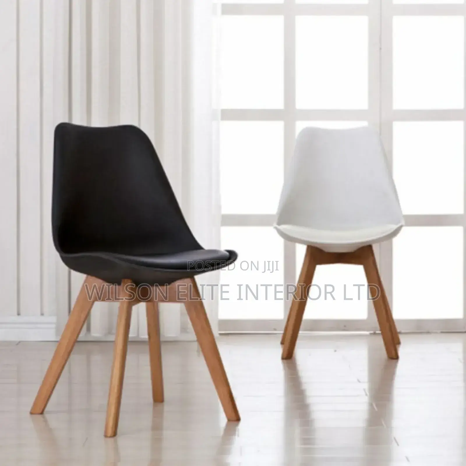 Wooden Leg Restaurant Chair