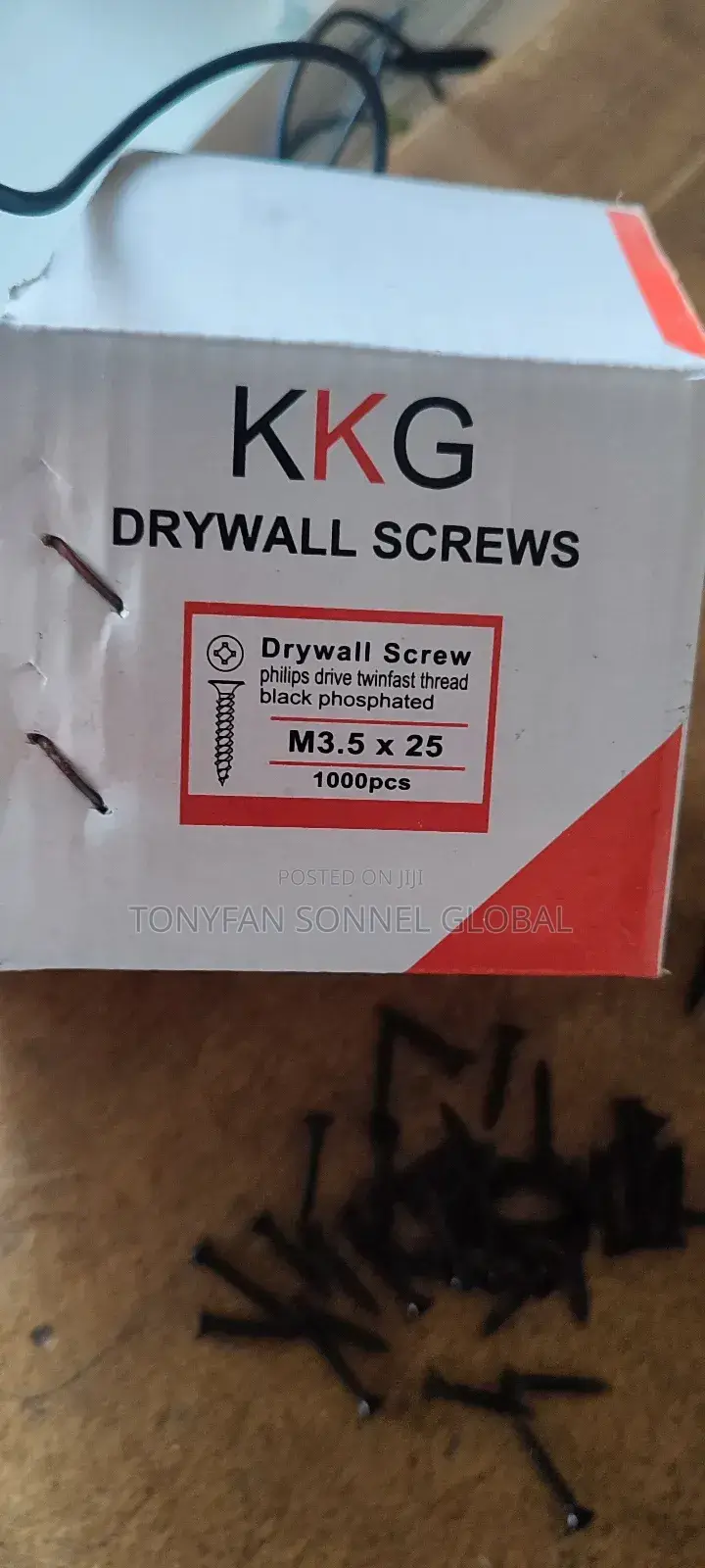 1" Inches Black Screw