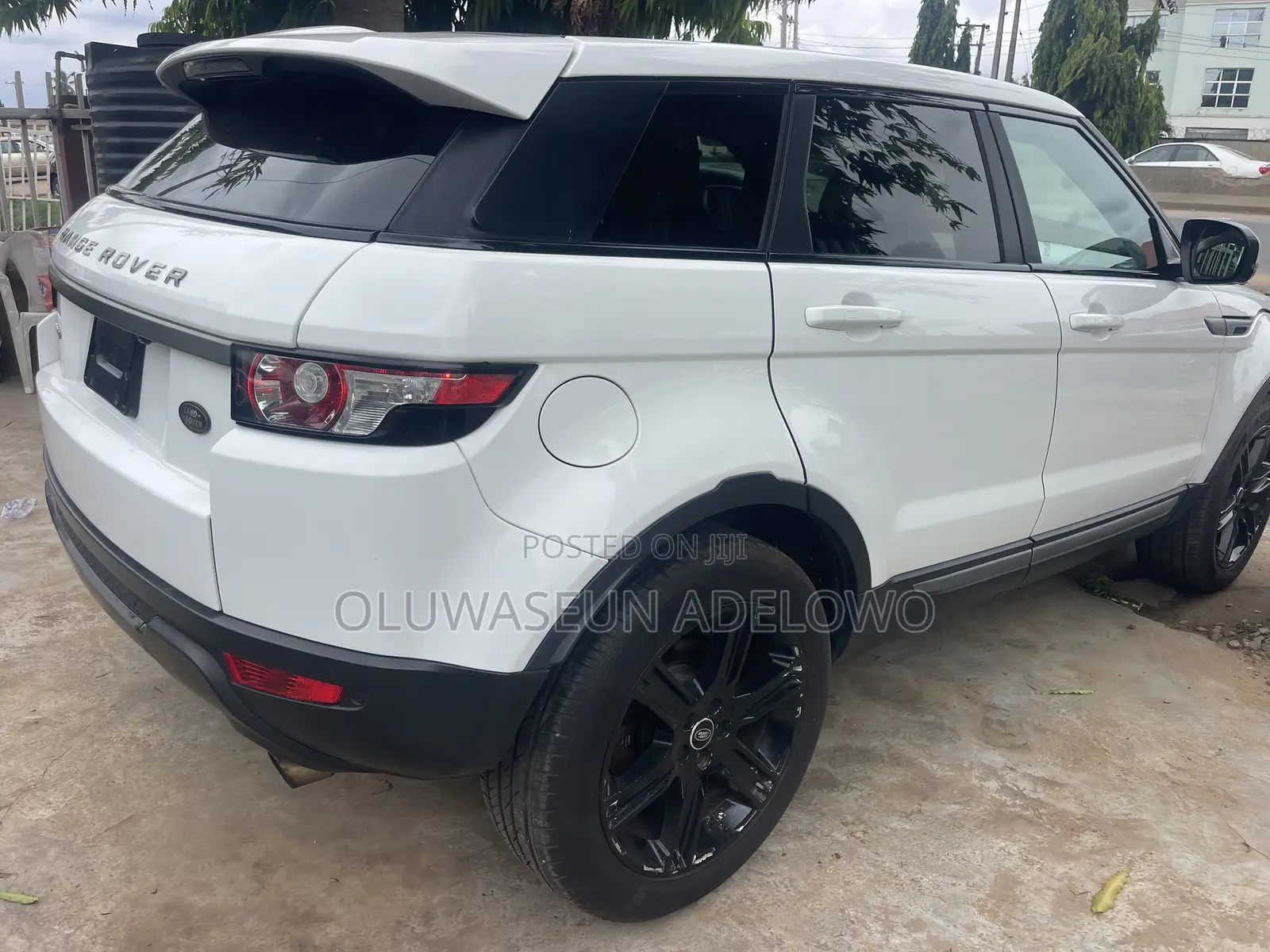 Land Rover Range Rover Evoque Pure AWD 5-Door 2013 White