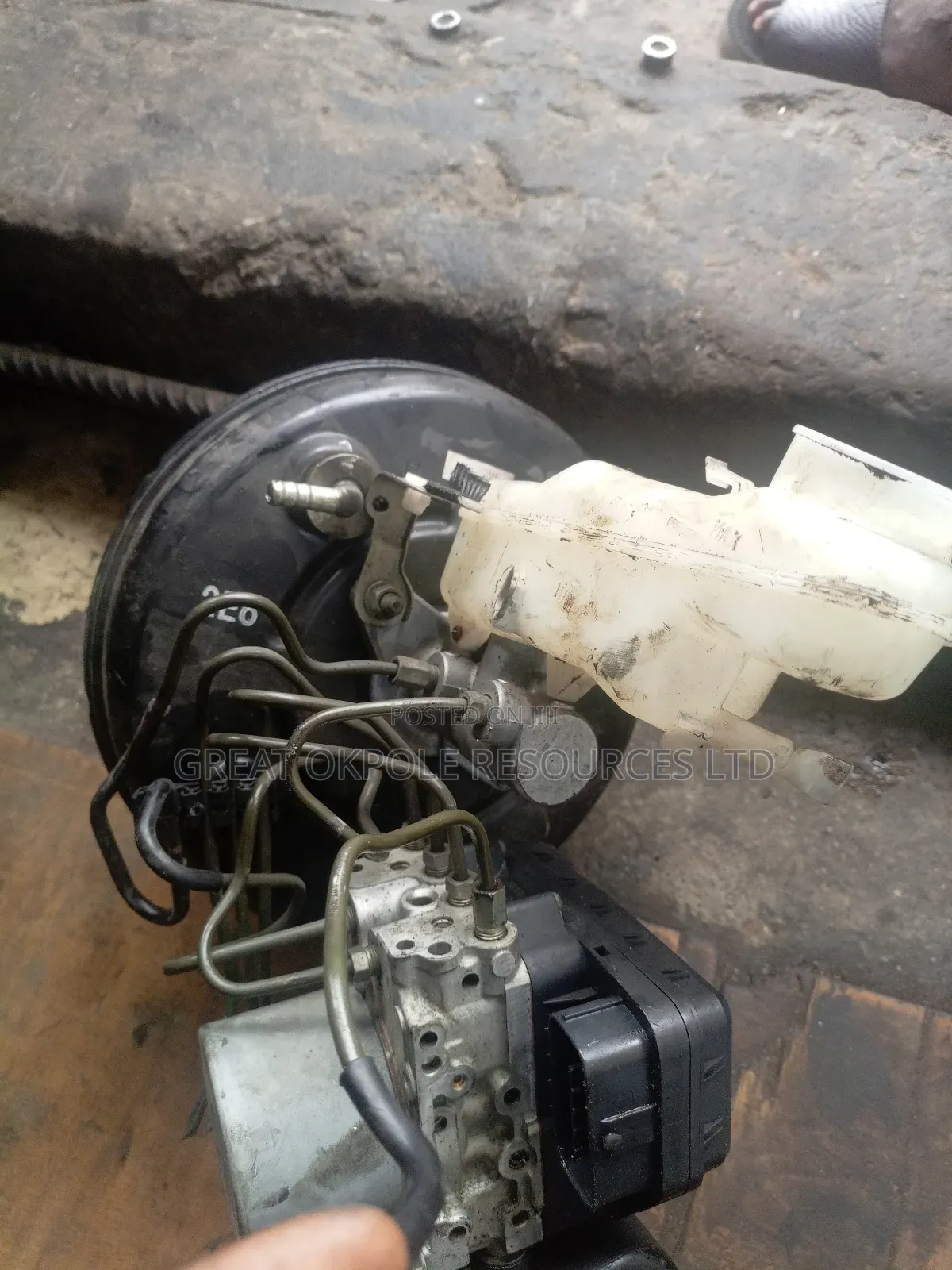 Toyota Rav4 Master Cylinder and Booster 2010