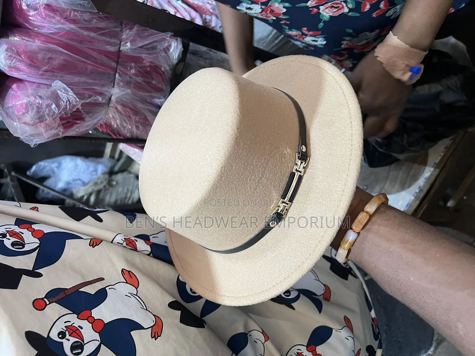 Wide-Brimmed Fedora Hats