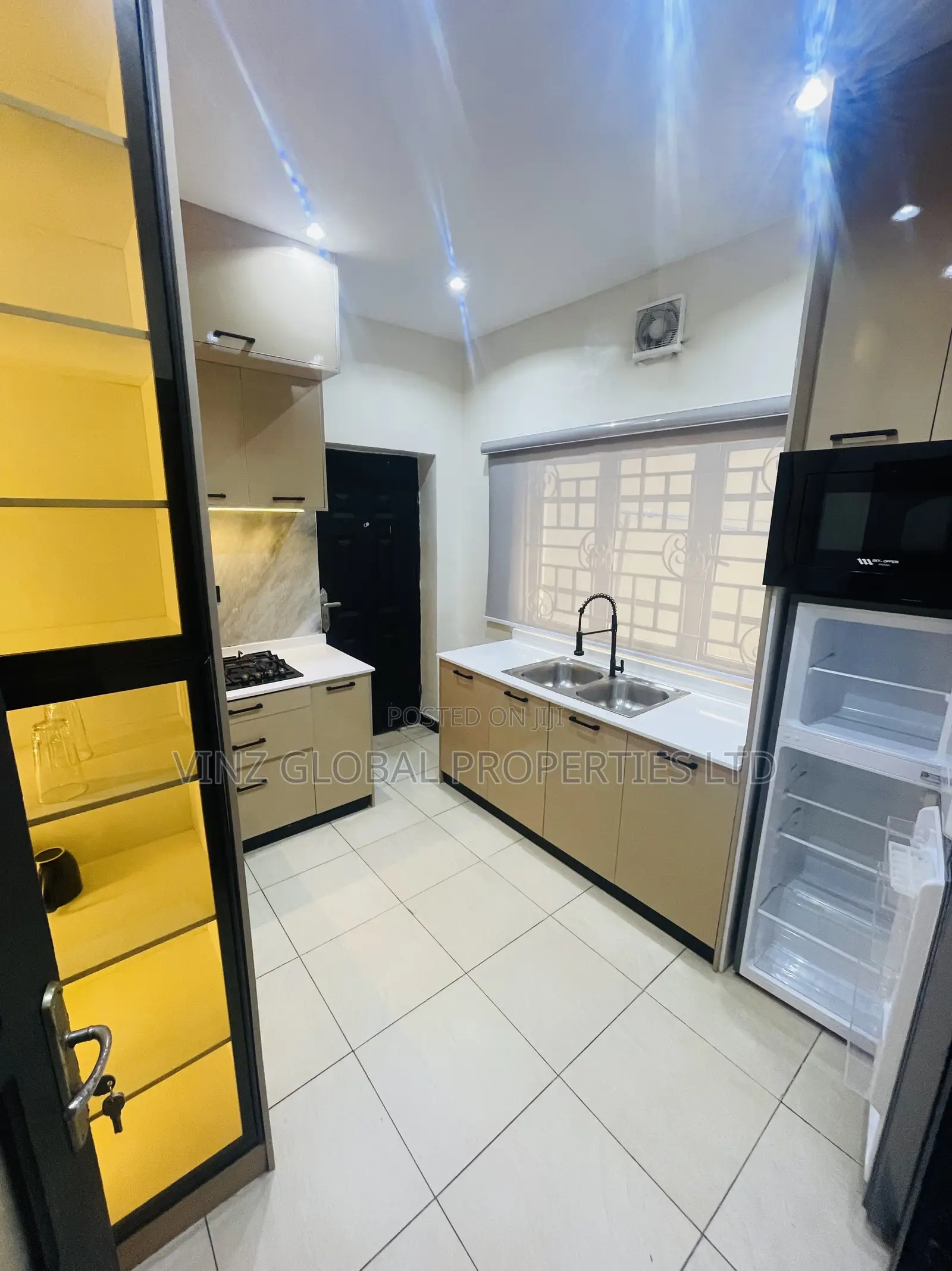 Exquisite 2 Bedroom With Private Cinema, Snooker, Gym Pool
