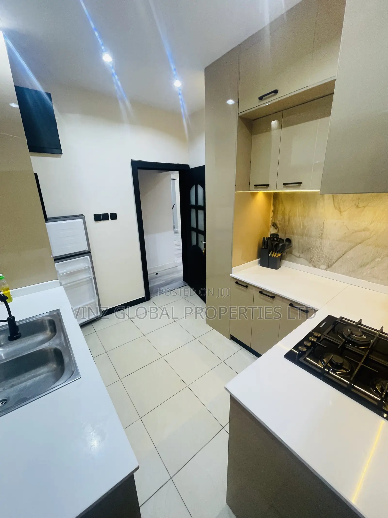 Exquisite 2 Bedroom With Private Cinema, Snooker, Gym Pool