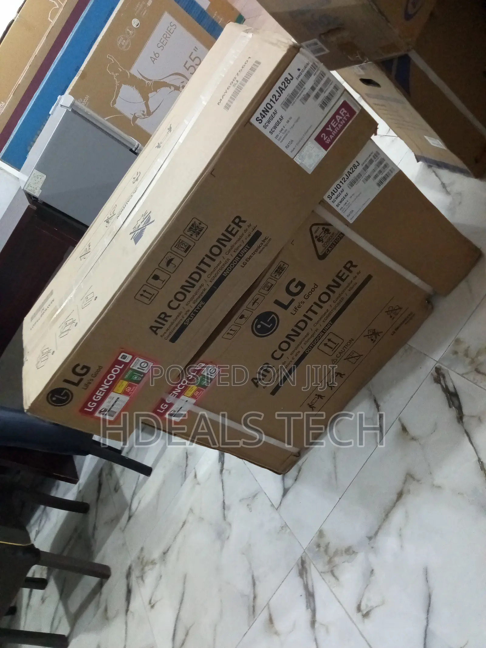 Lg 1.5hp Ac With Low Noise Operation