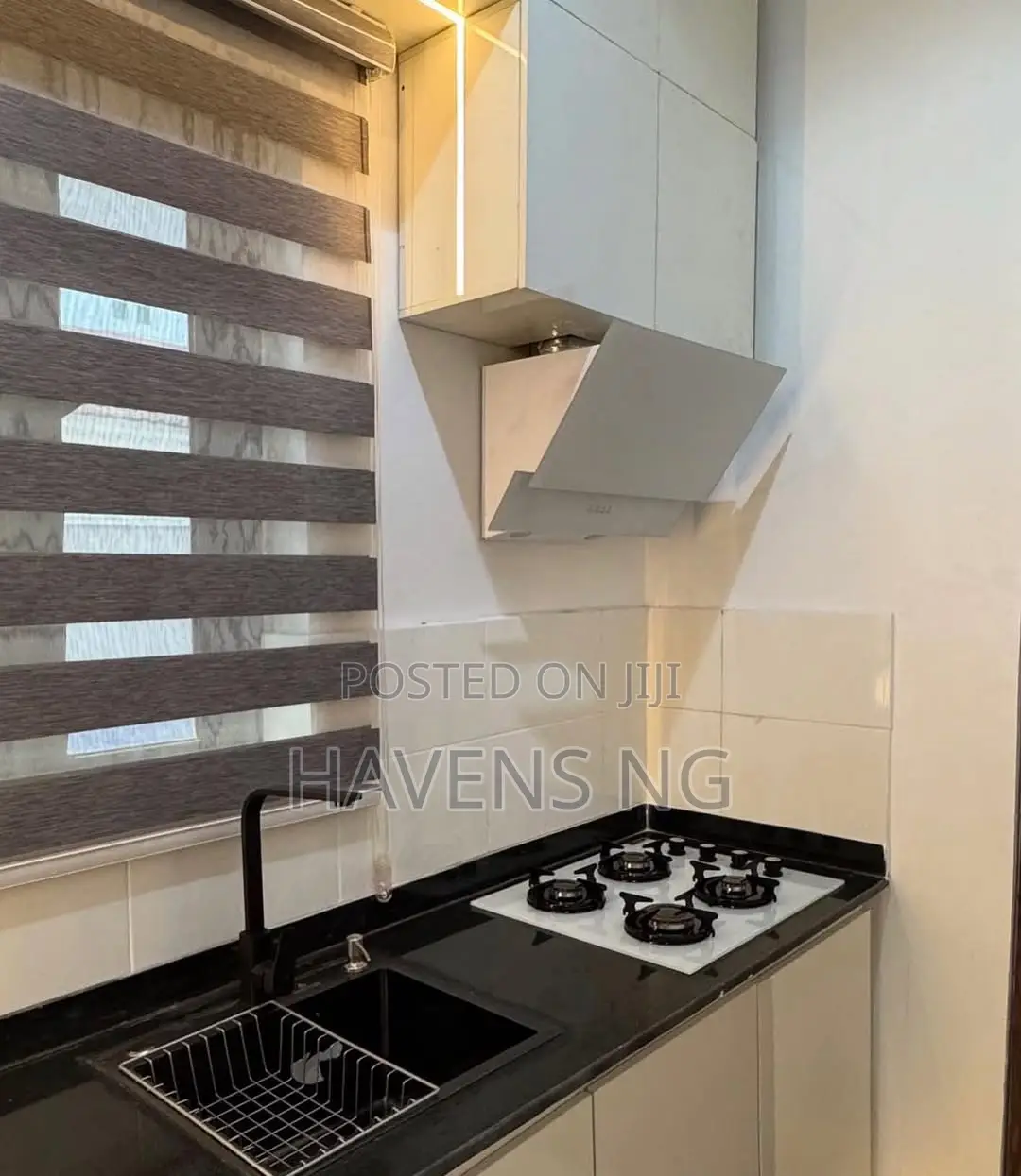 Tastefully Designed 1-Bedroom Luxury Apartment