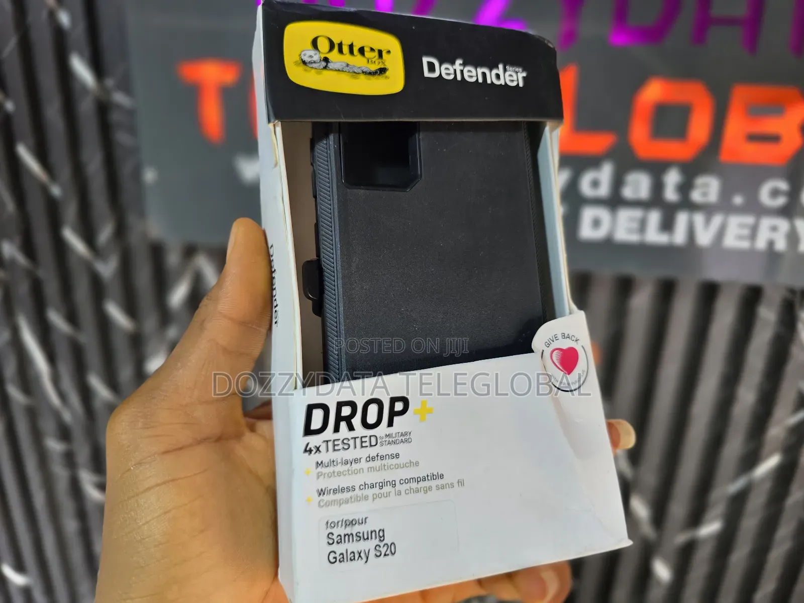 Samsung Galaxy S20 Otterbox Defender Case