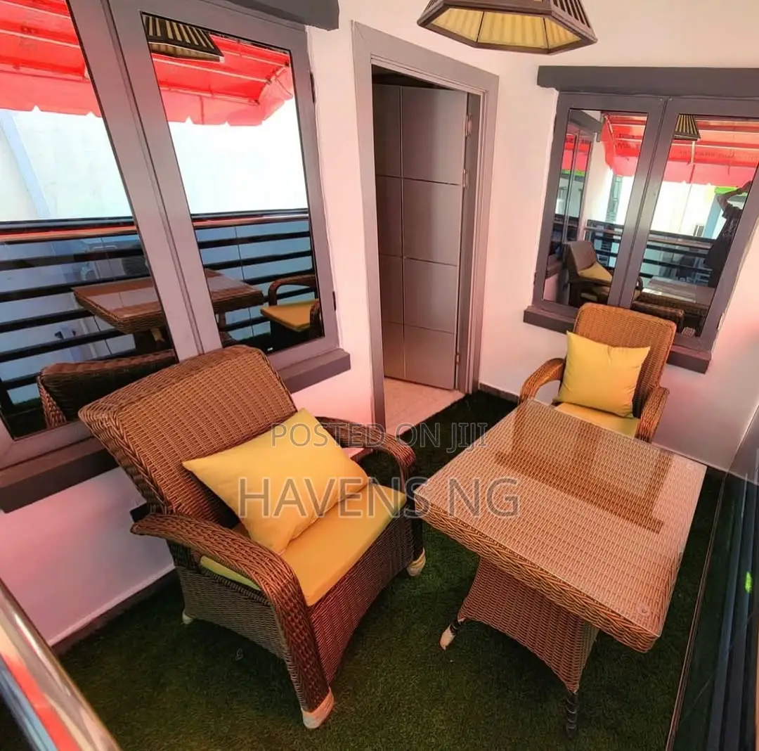 Stylish 2-Bedroom Apartment for Short Stay