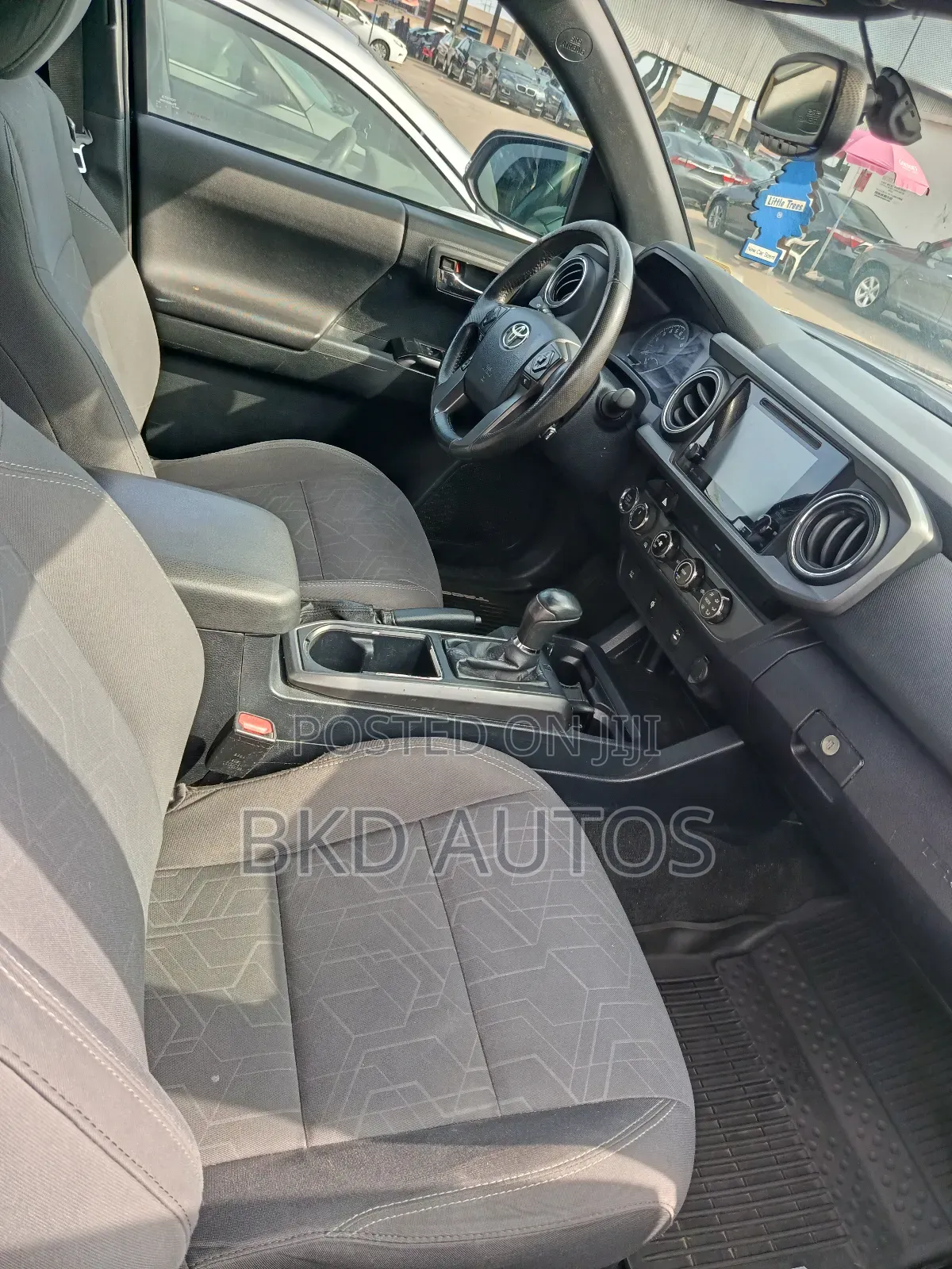 Toyota Tacoma 2017 Black