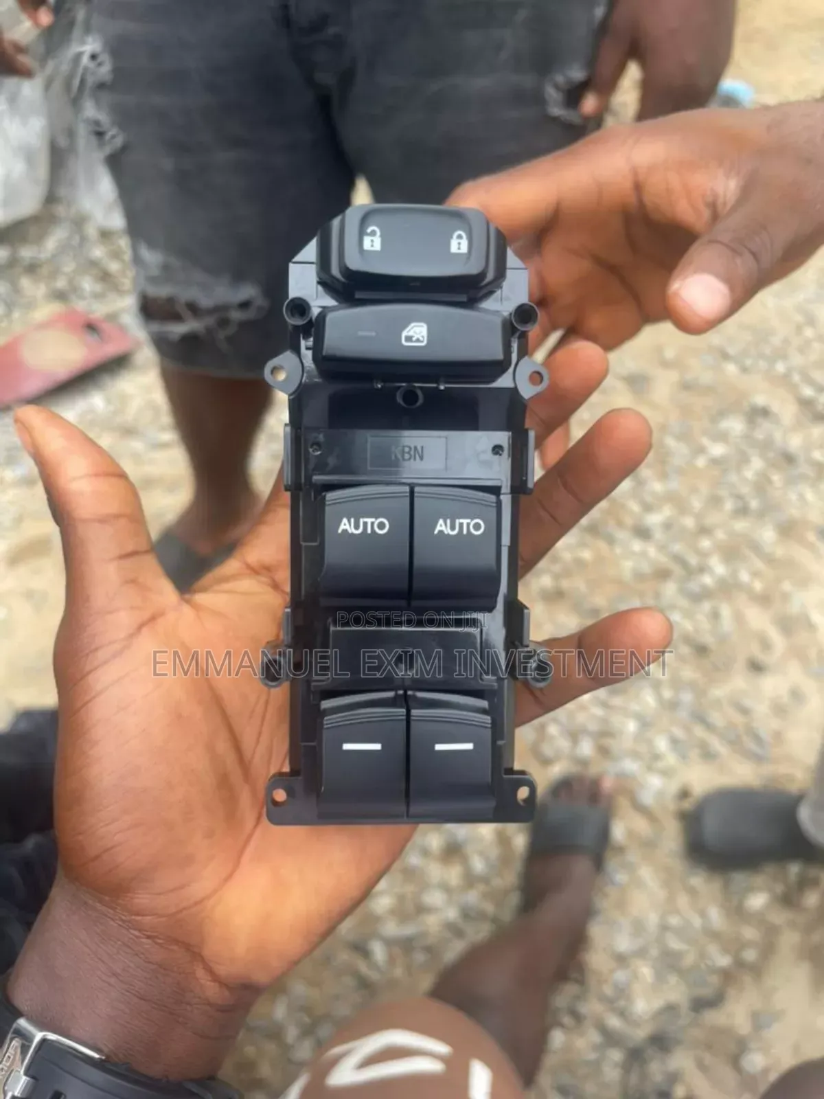 Pressing Button Honda Civic 2017