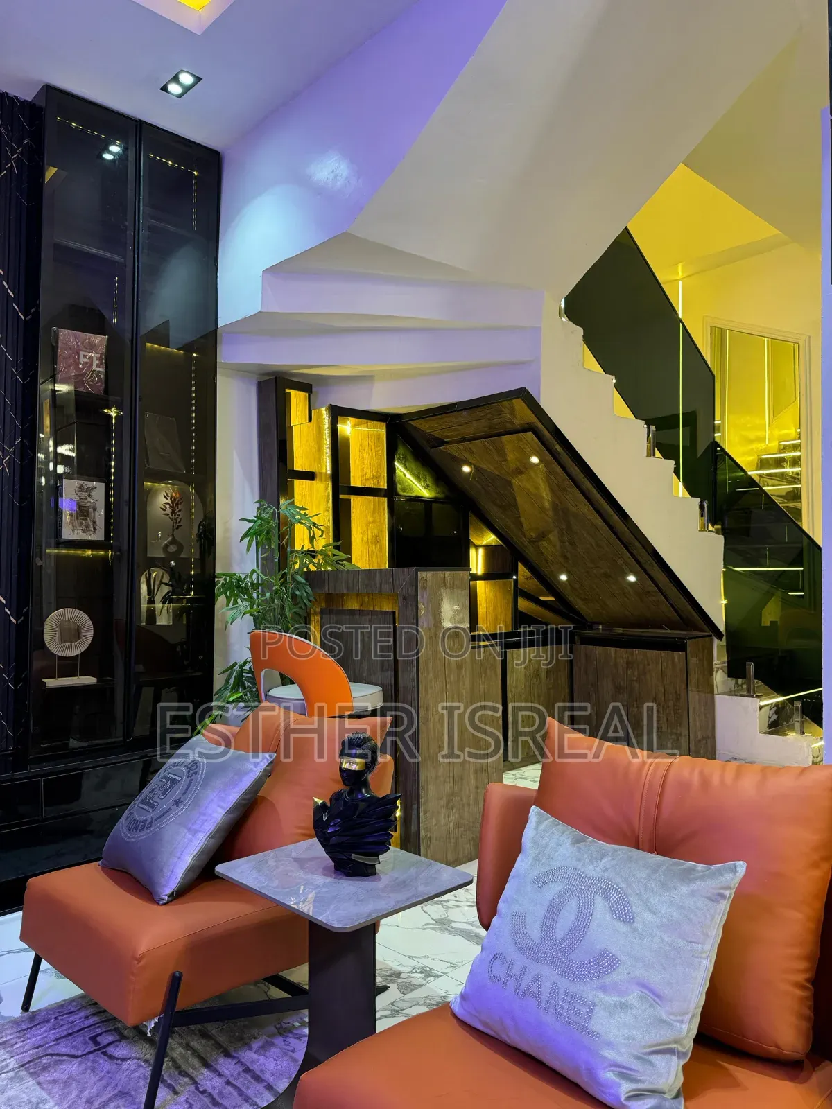 Self Compound 4 Bedroom Orchid