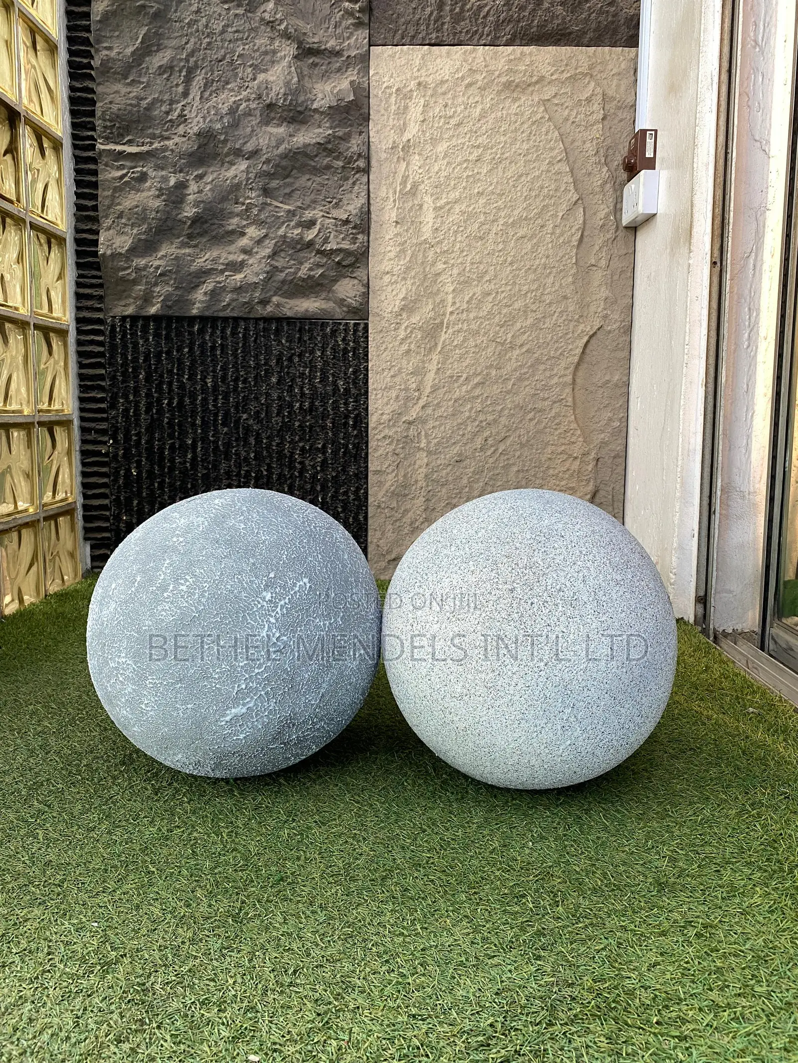 Artificial Decorative Rock Ball – 104cm Circumference