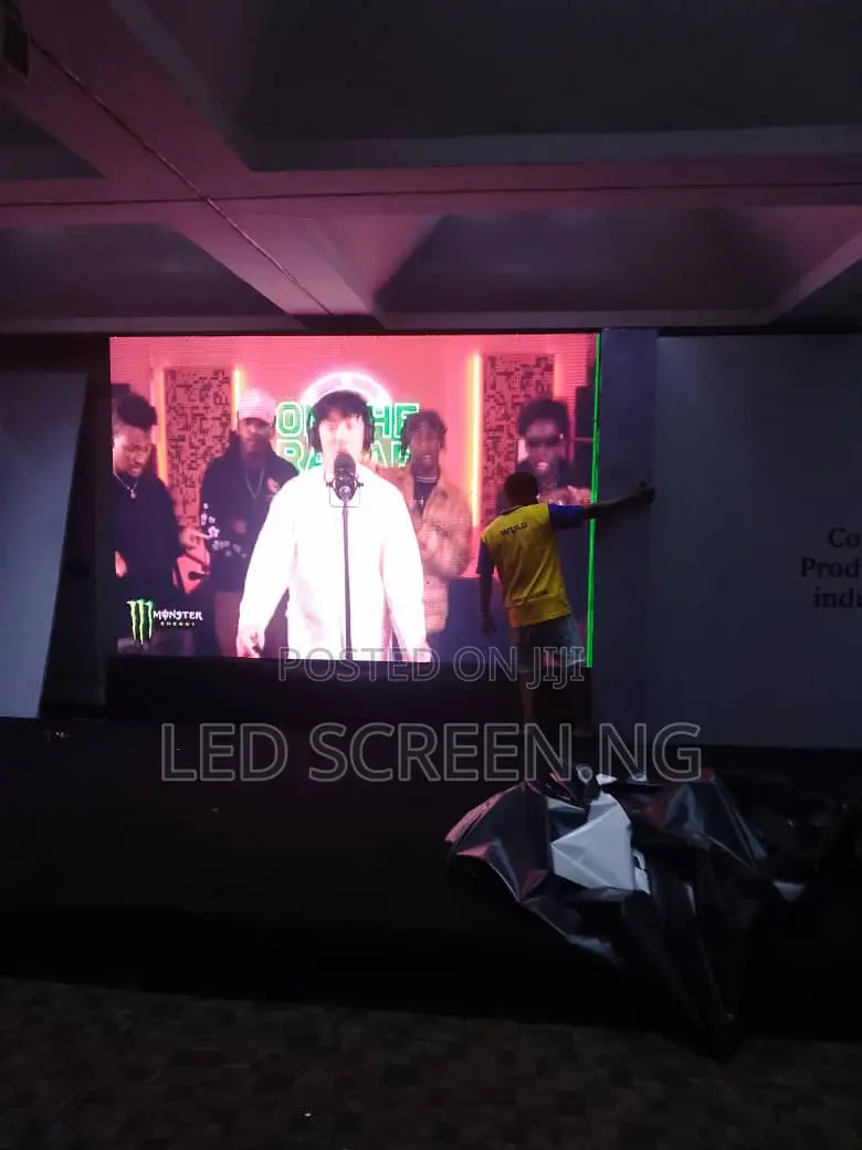 Hire Screen 4 Movie Night