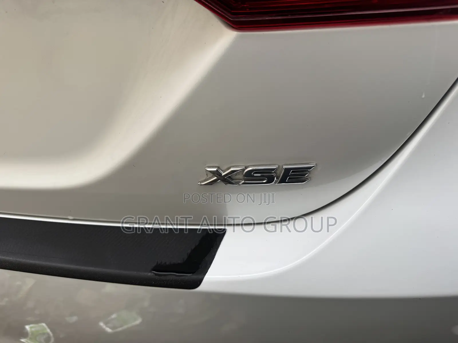Toyota Camry XSE FWD 2020 White