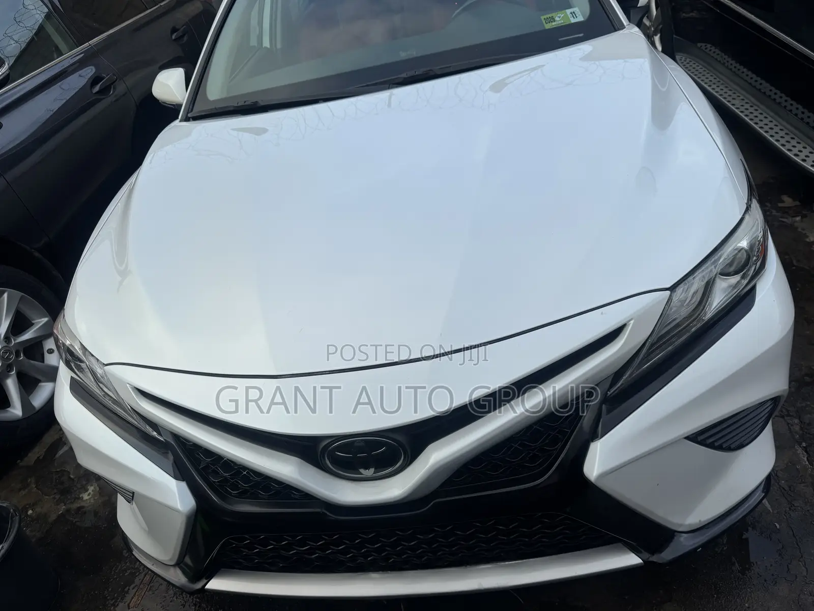 Toyota Camry XSE FWD 2020 White