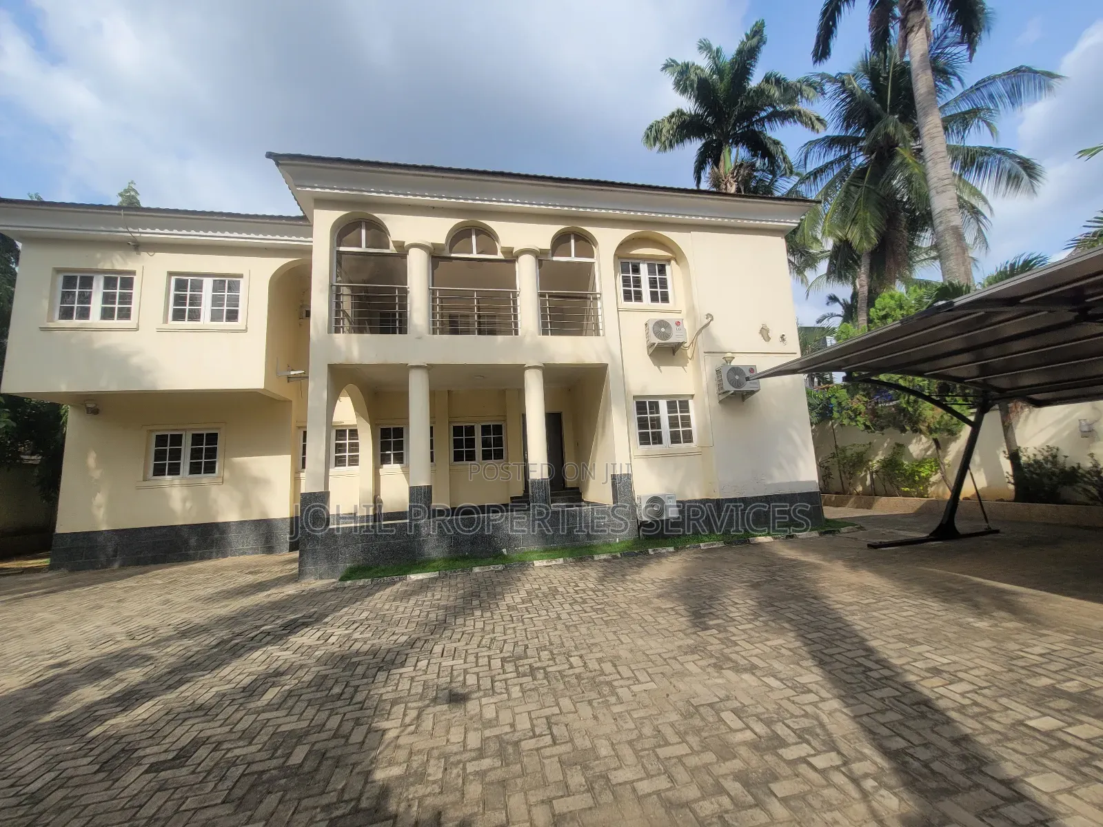 6bdrm Duplex in Maitama for sale