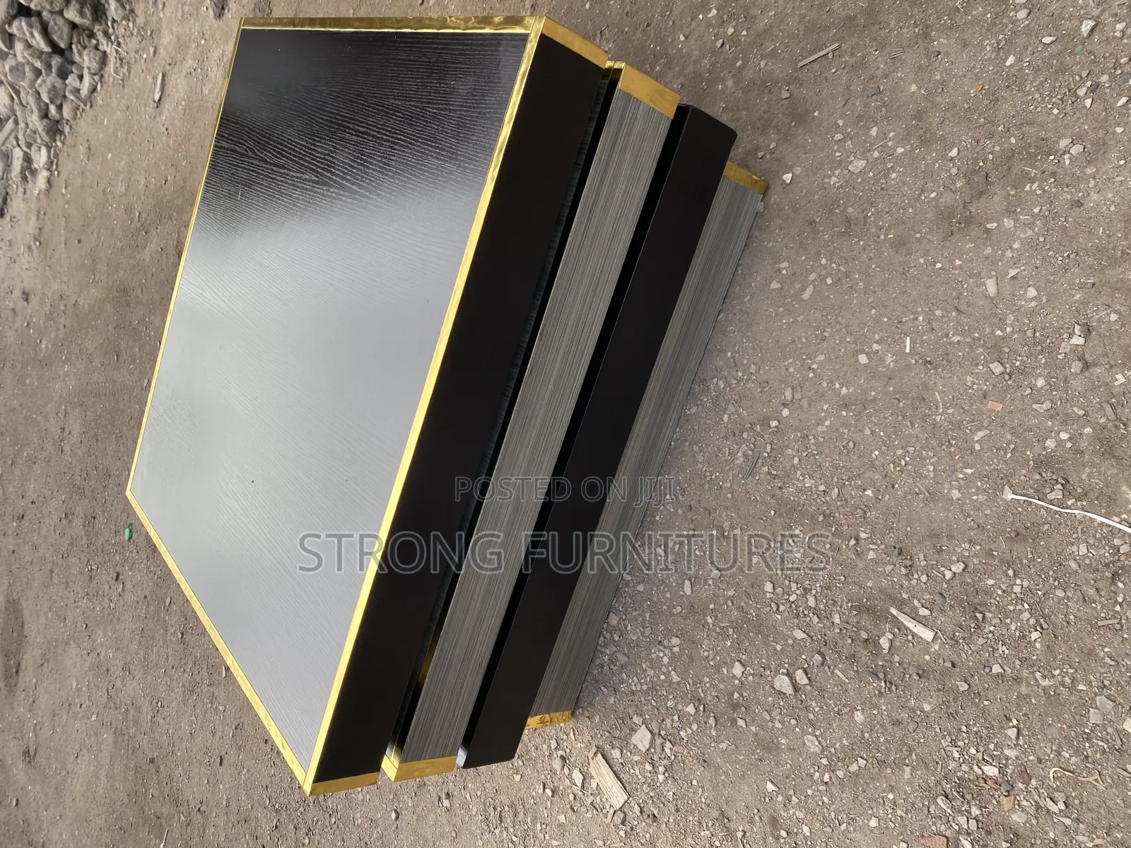 Turning Center Table 31 by 31 Inches