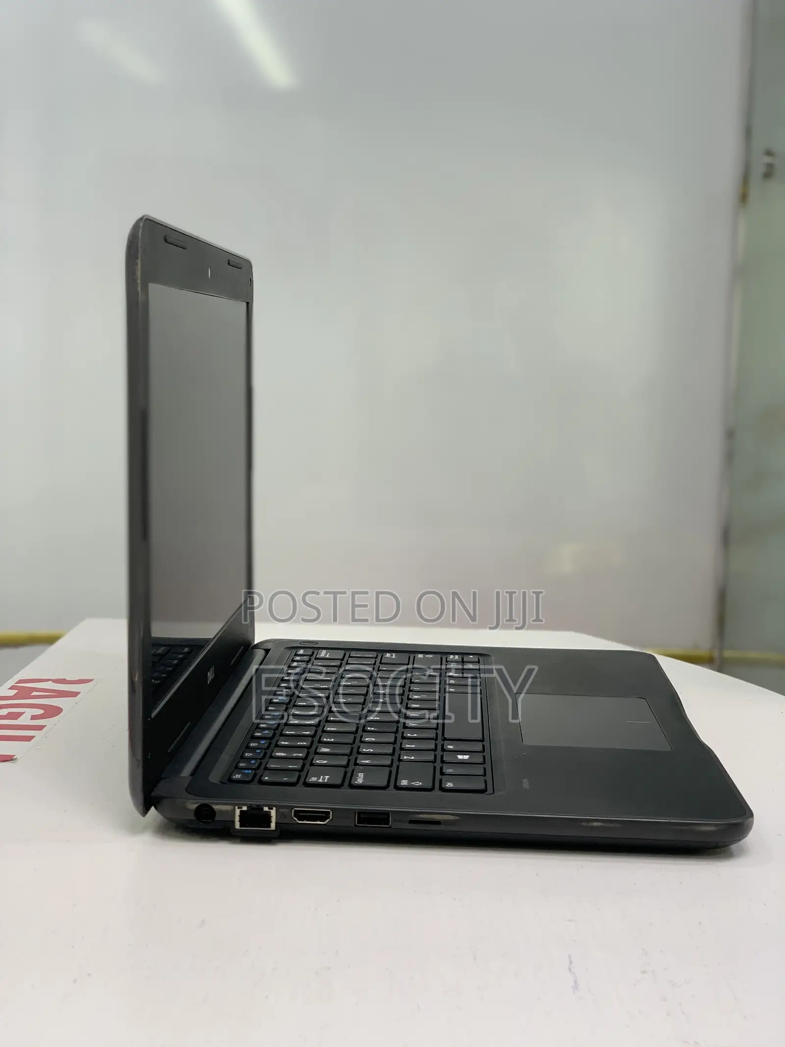 Laptop Dell Latitude 3380 8GB Intel Core I3 SSD 128GB