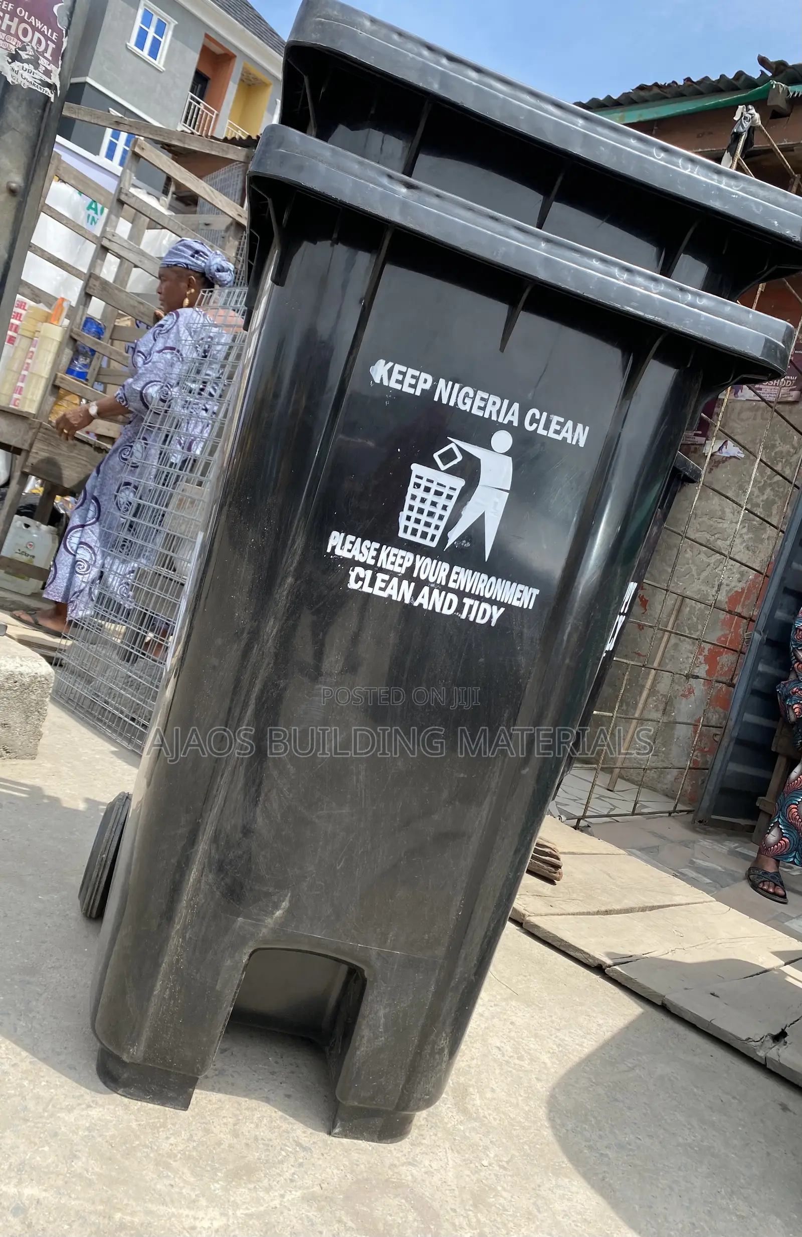 240l Rubber Dustbin