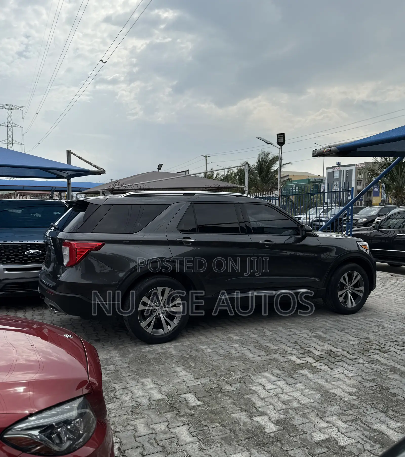 Ford Explorer Platinum 4x4 2020 Gray