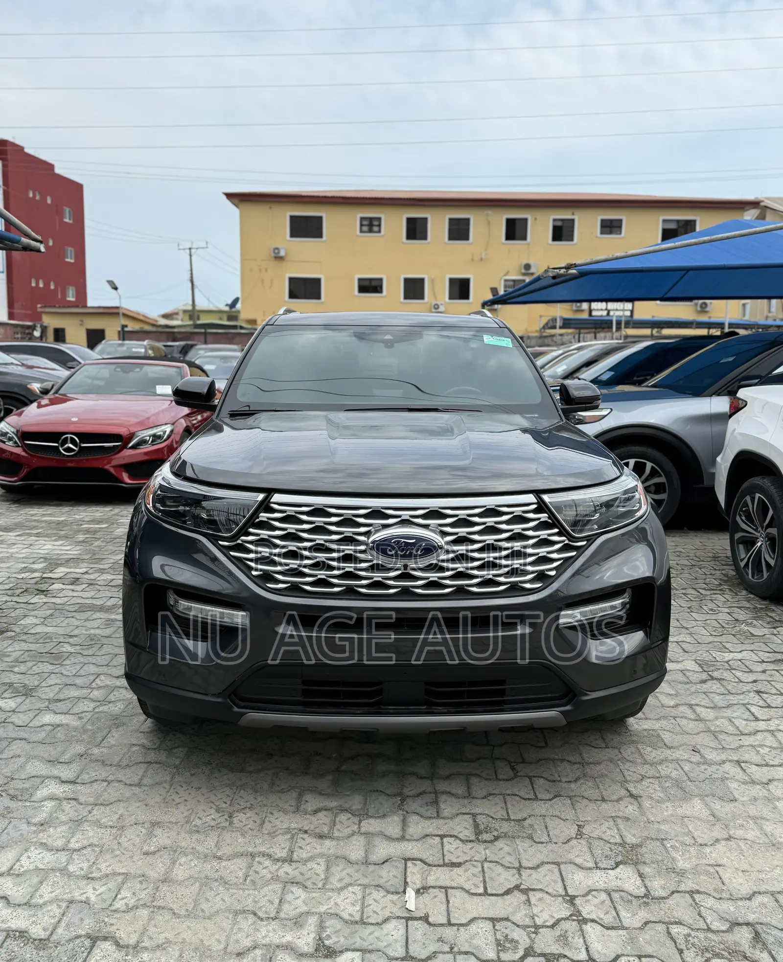 Ford Explorer Platinum 4x4 2020 Gray