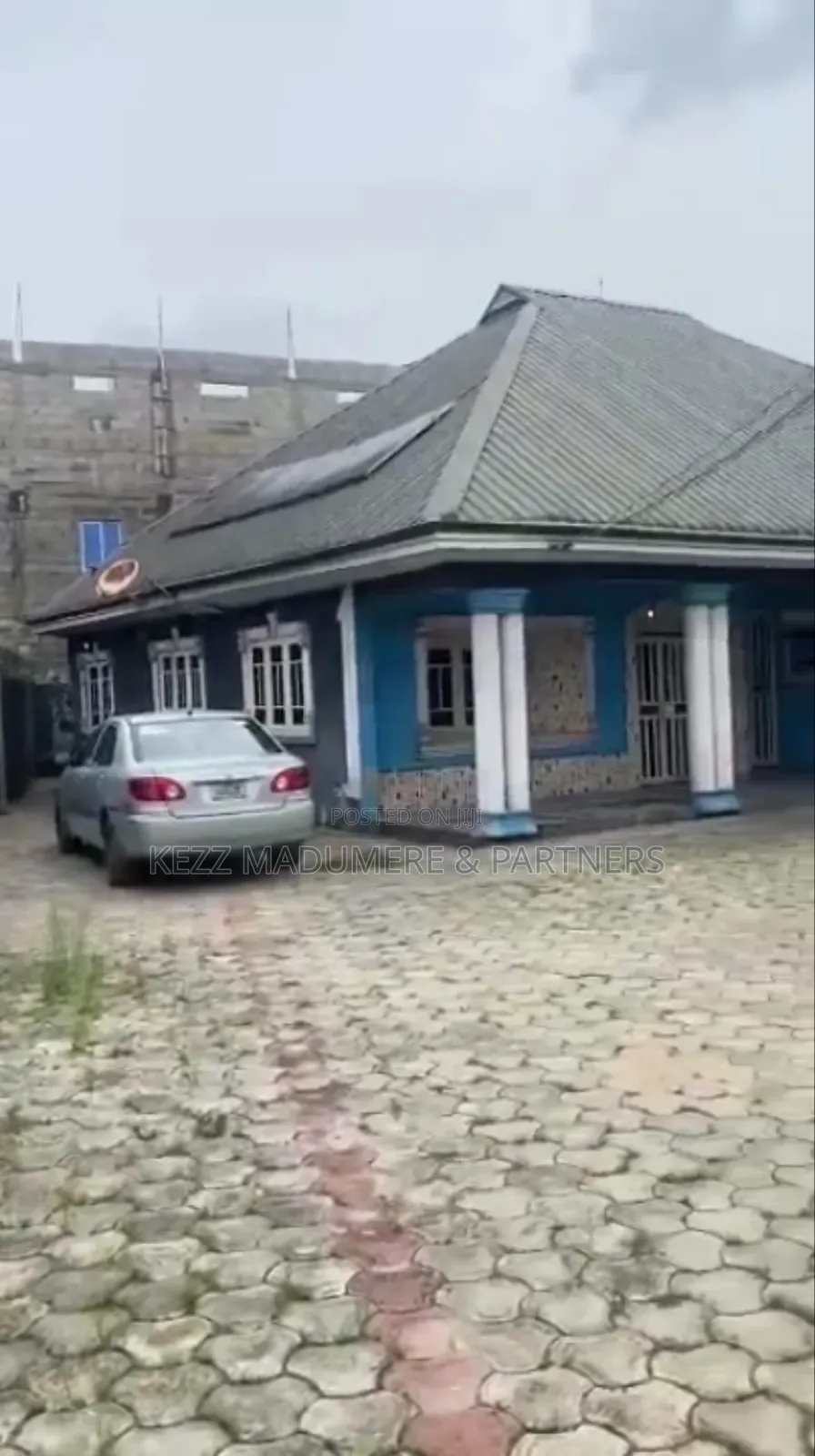 6bdrm Bungalow in Amechi Primary Sch., Port-Harcourt for sale