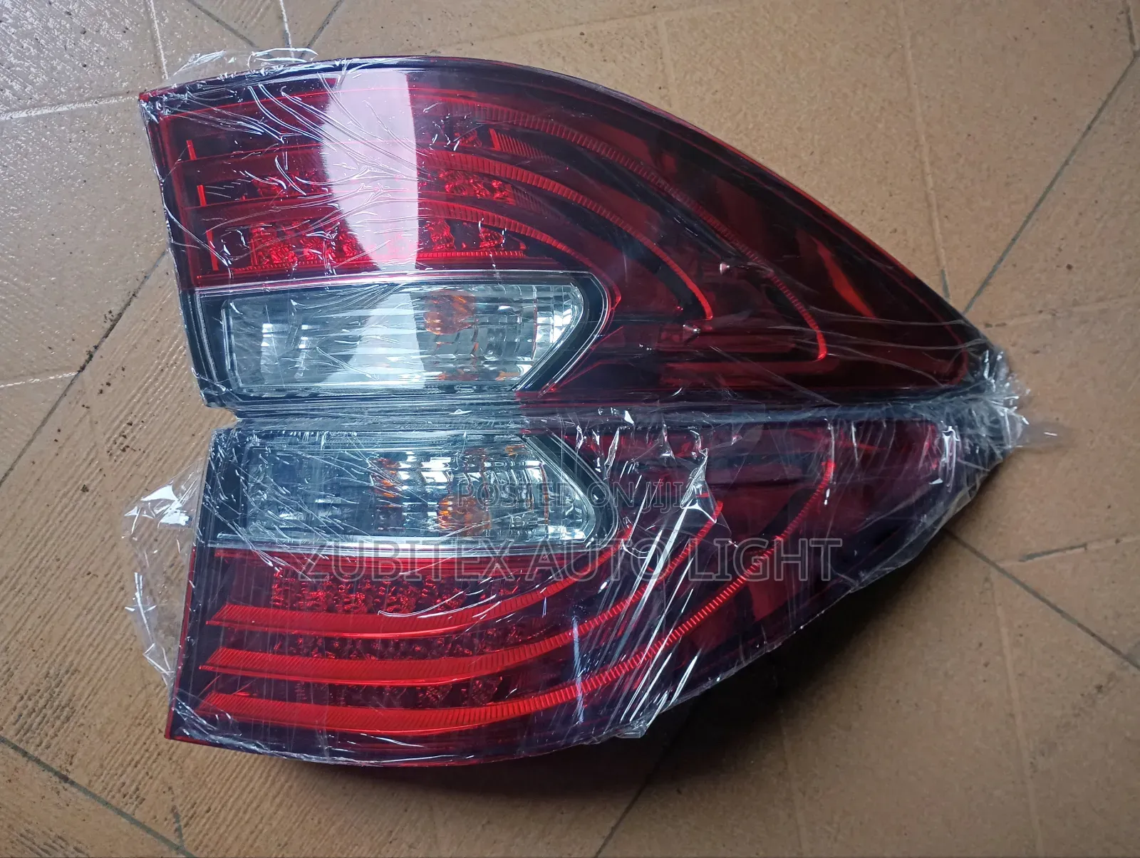 Set Rear Light Es350 2015 Model