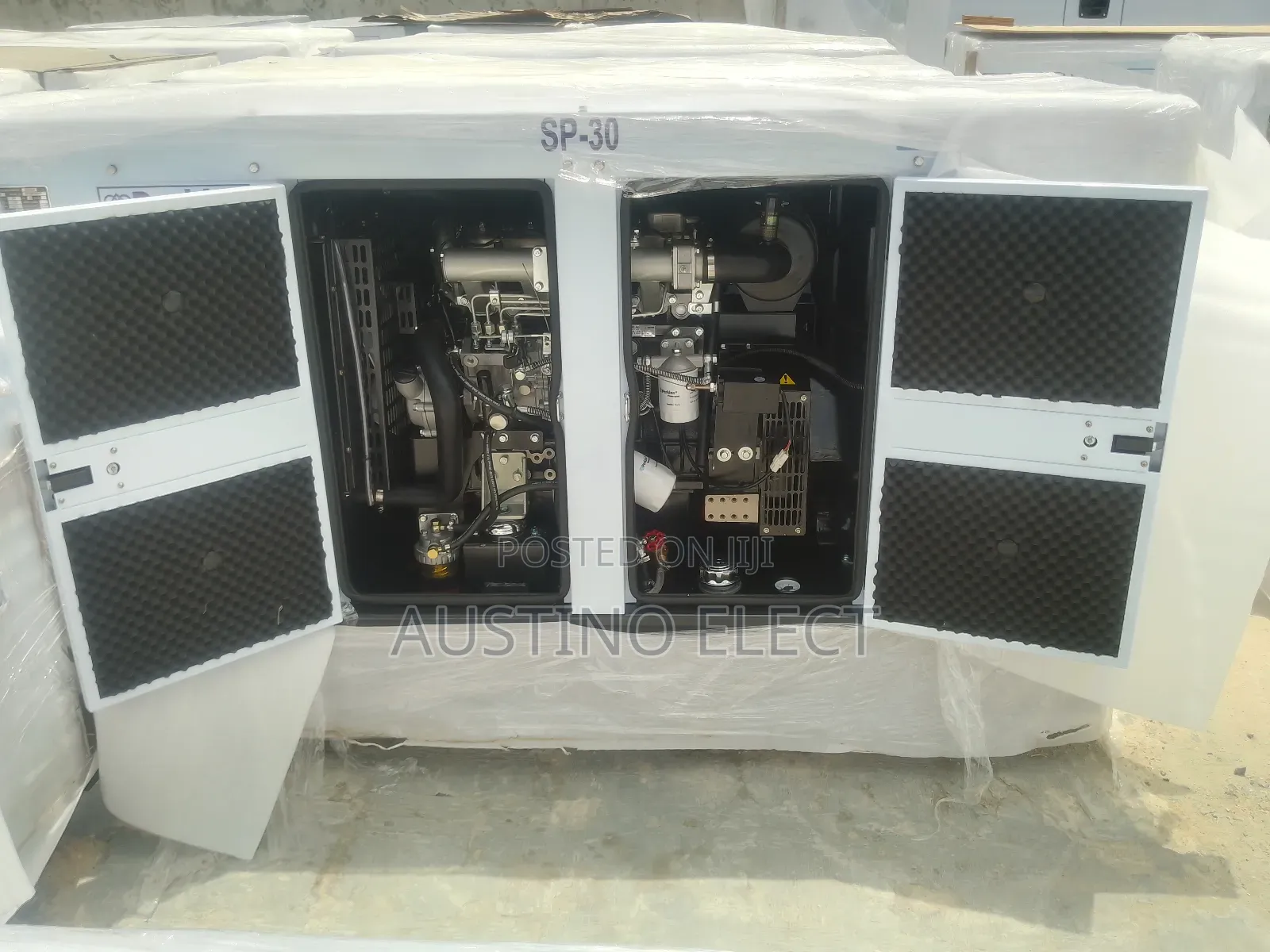 Luxury 30kva Perkins Soundproof Engine