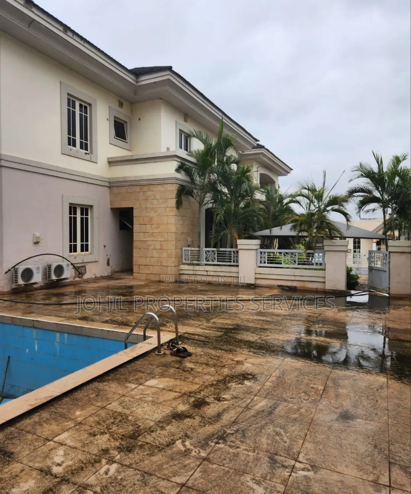 6bdrm Mansion in Asokoro for sale