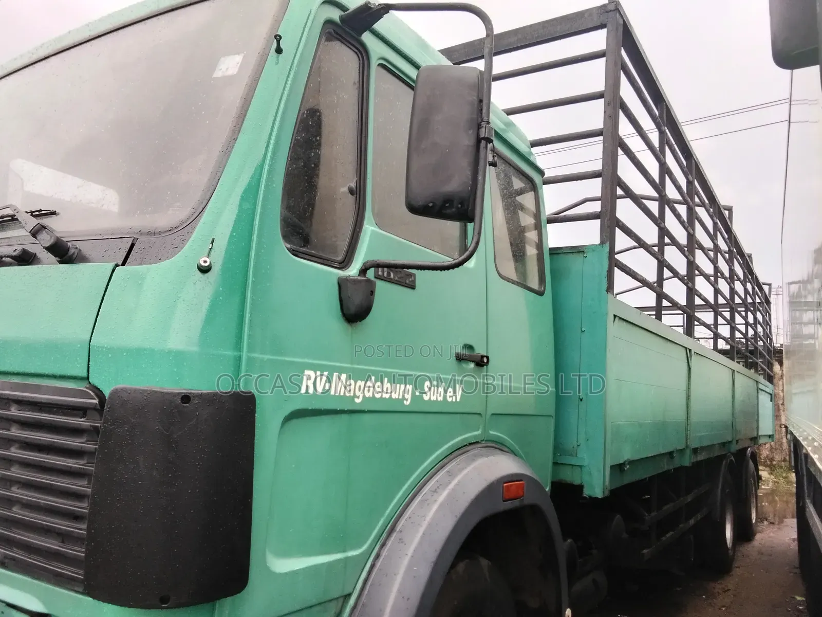 Mercedes Truck