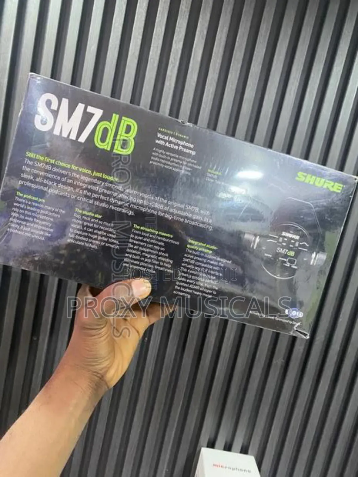 Shure Sm7db Corded Dynamic Legendary Vocal Microphone