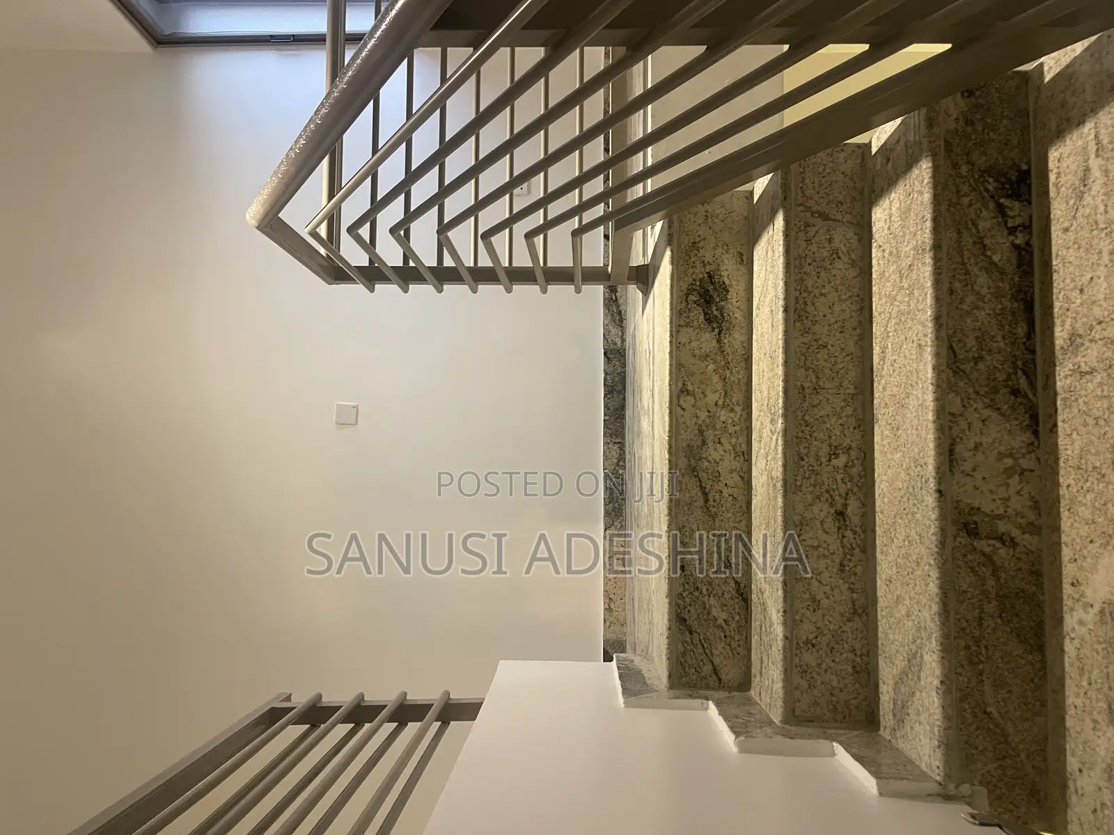 5bdrm Duplex in Dawaki for sale
