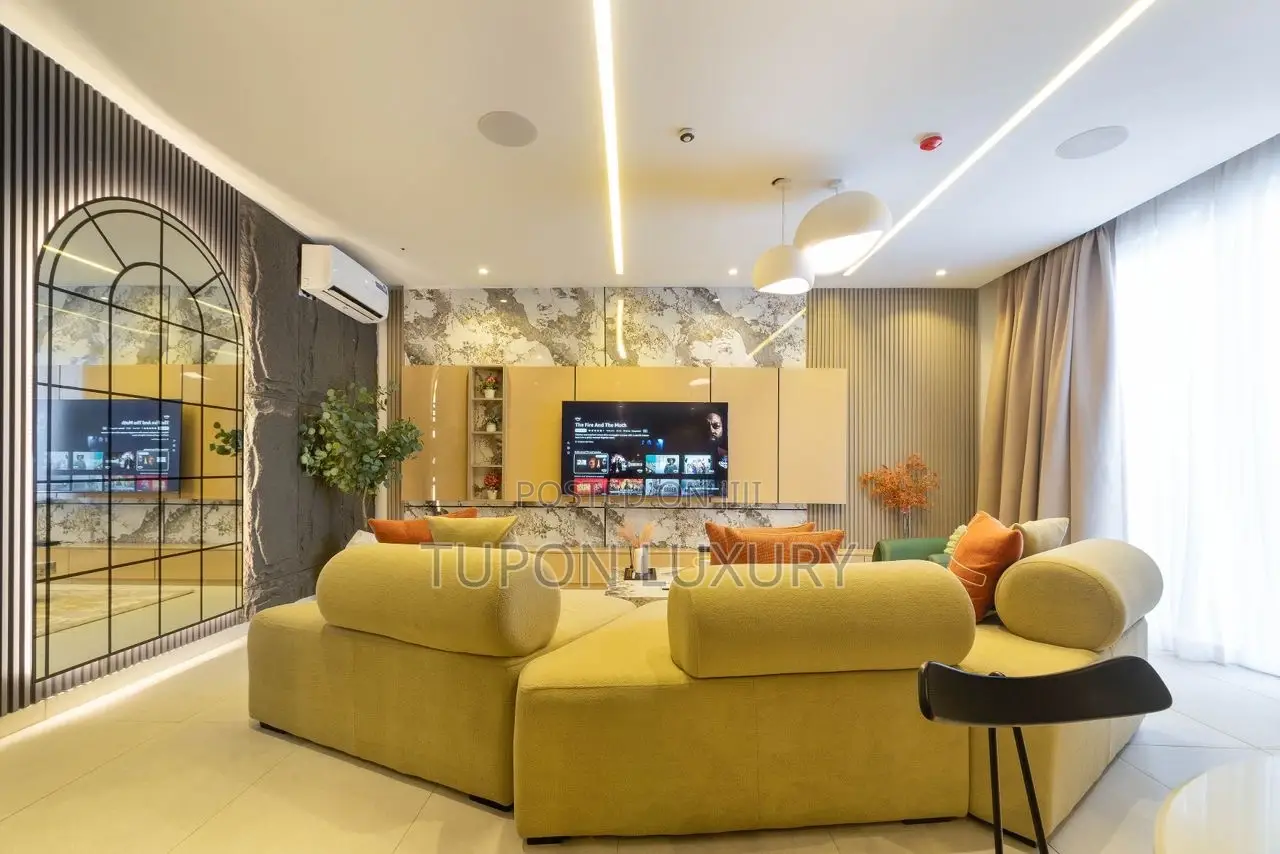 Luxury 2bedroom Apartment With Pool, Gym and Ps5