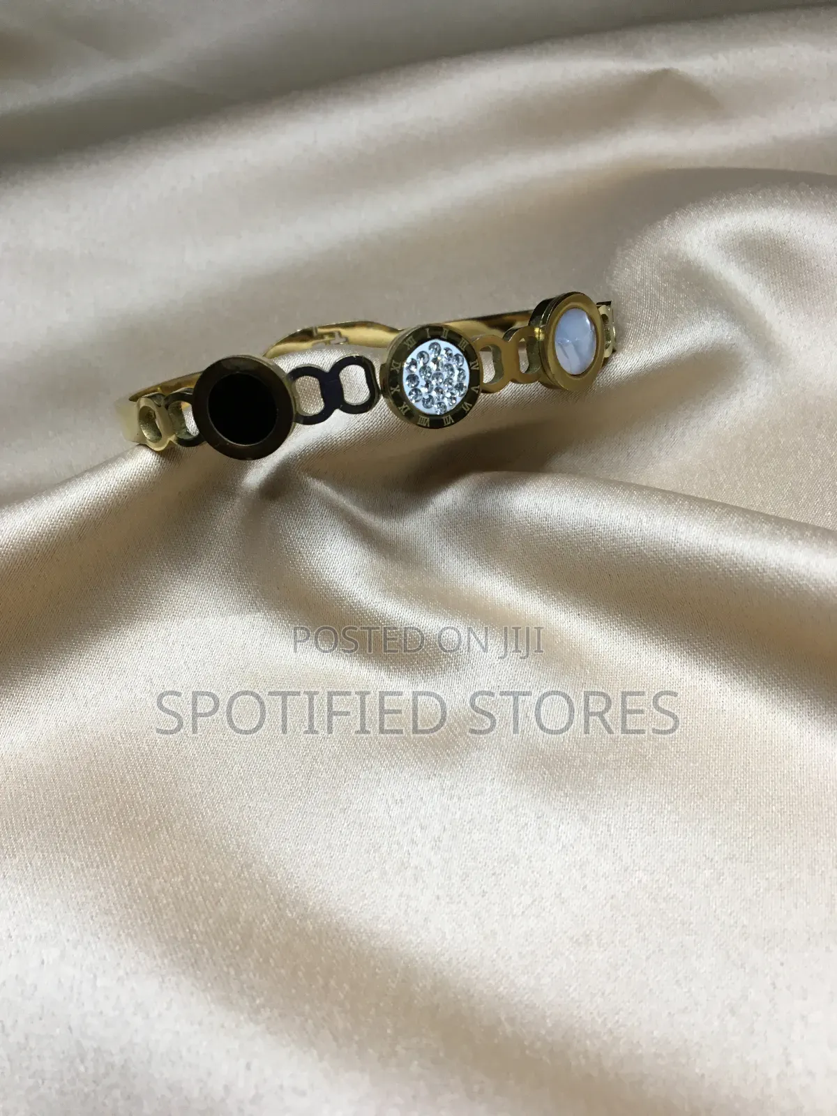 Simple Gold Bracelet