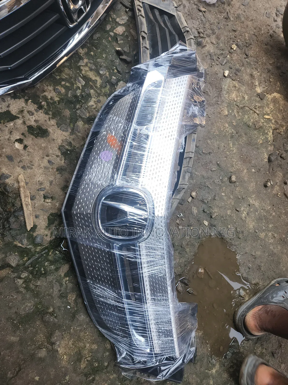 Front Grill Acura MDX 2009