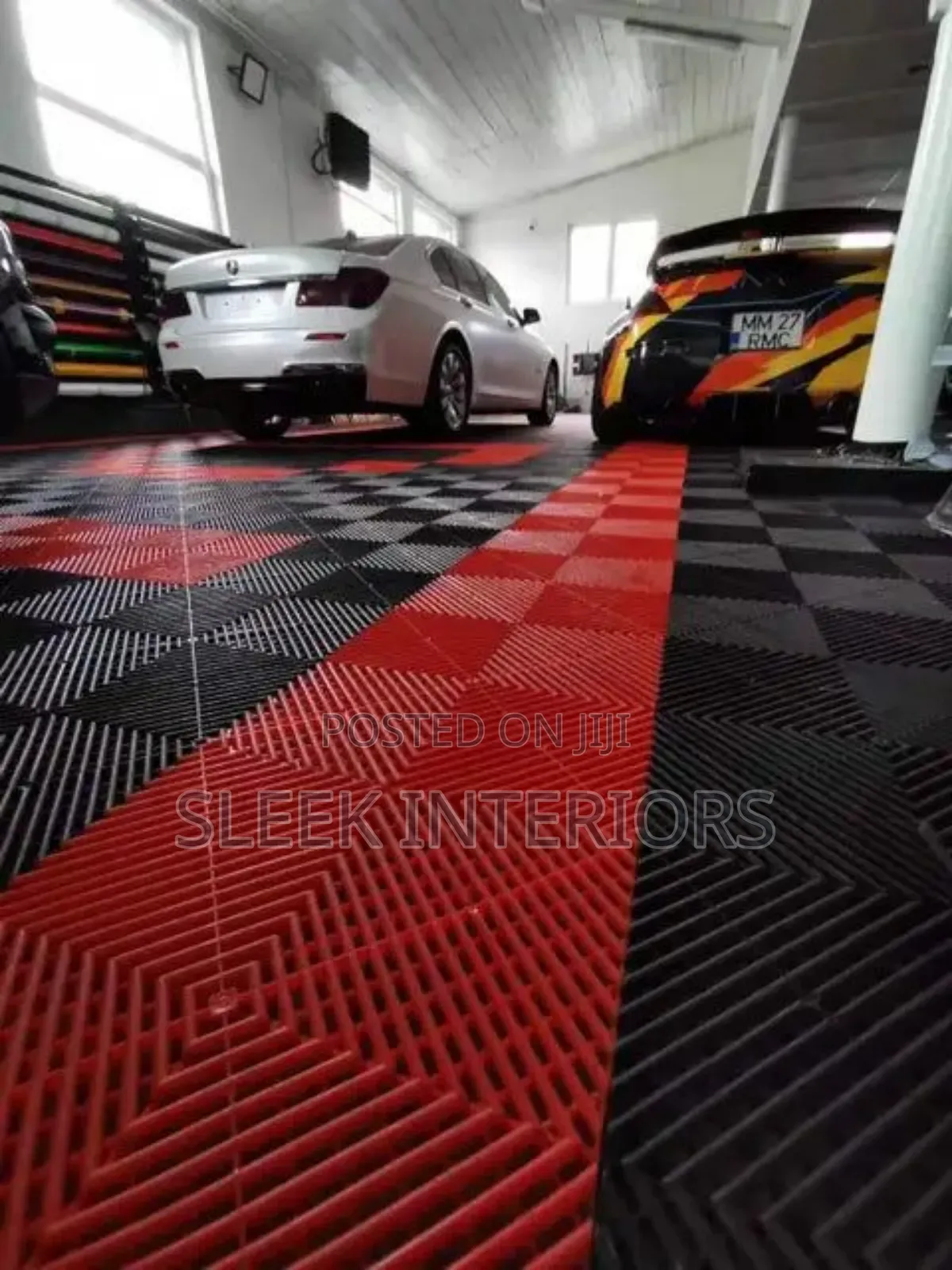Modular Interlocking Ripped Vented Garage Floor