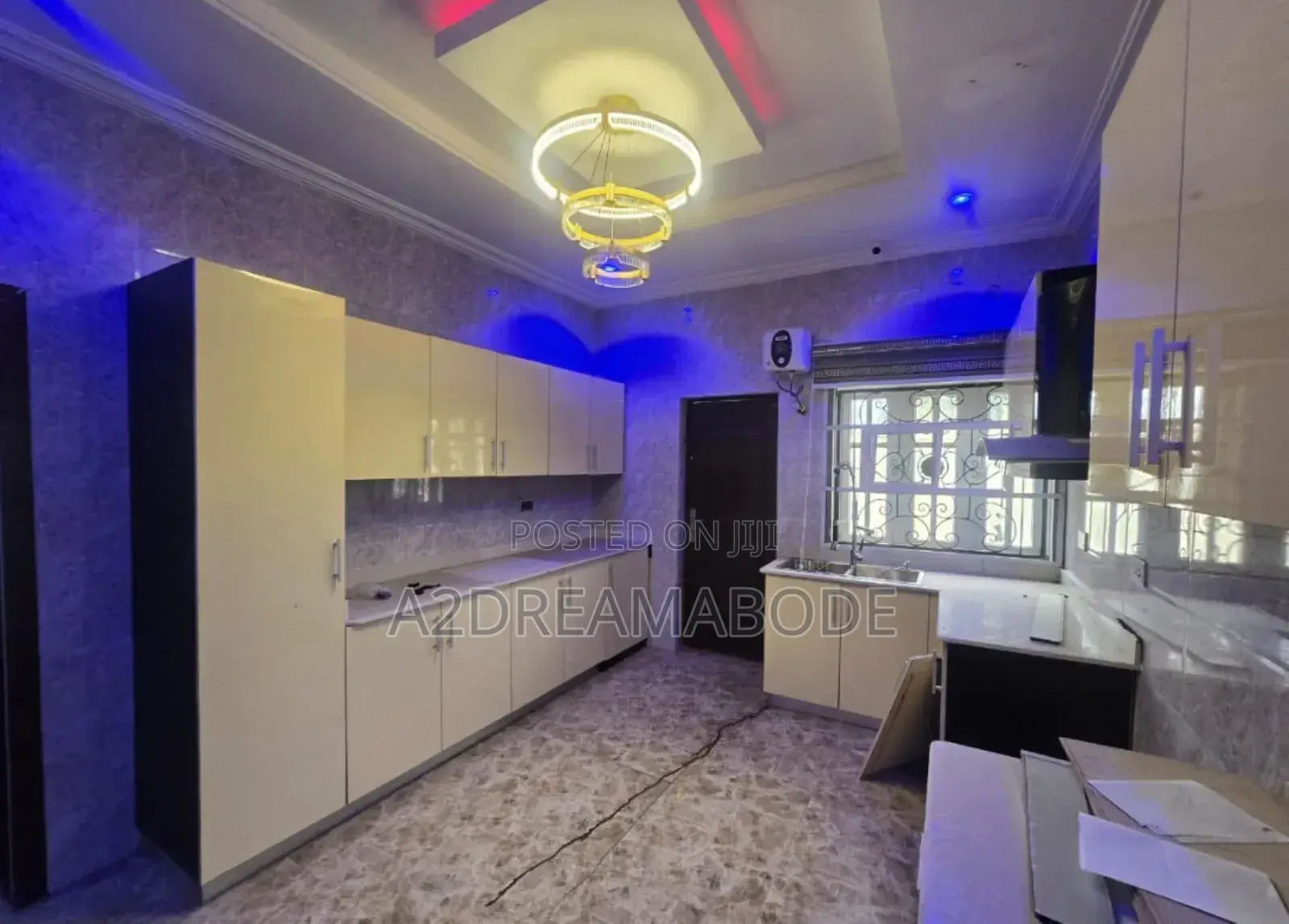 3bdrm Bungalow in Opic, Isheri North for sale