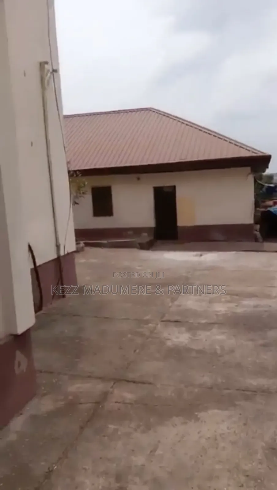 6bdrm Duplex in Along Brown & Brown, Port-Harcourt for sale