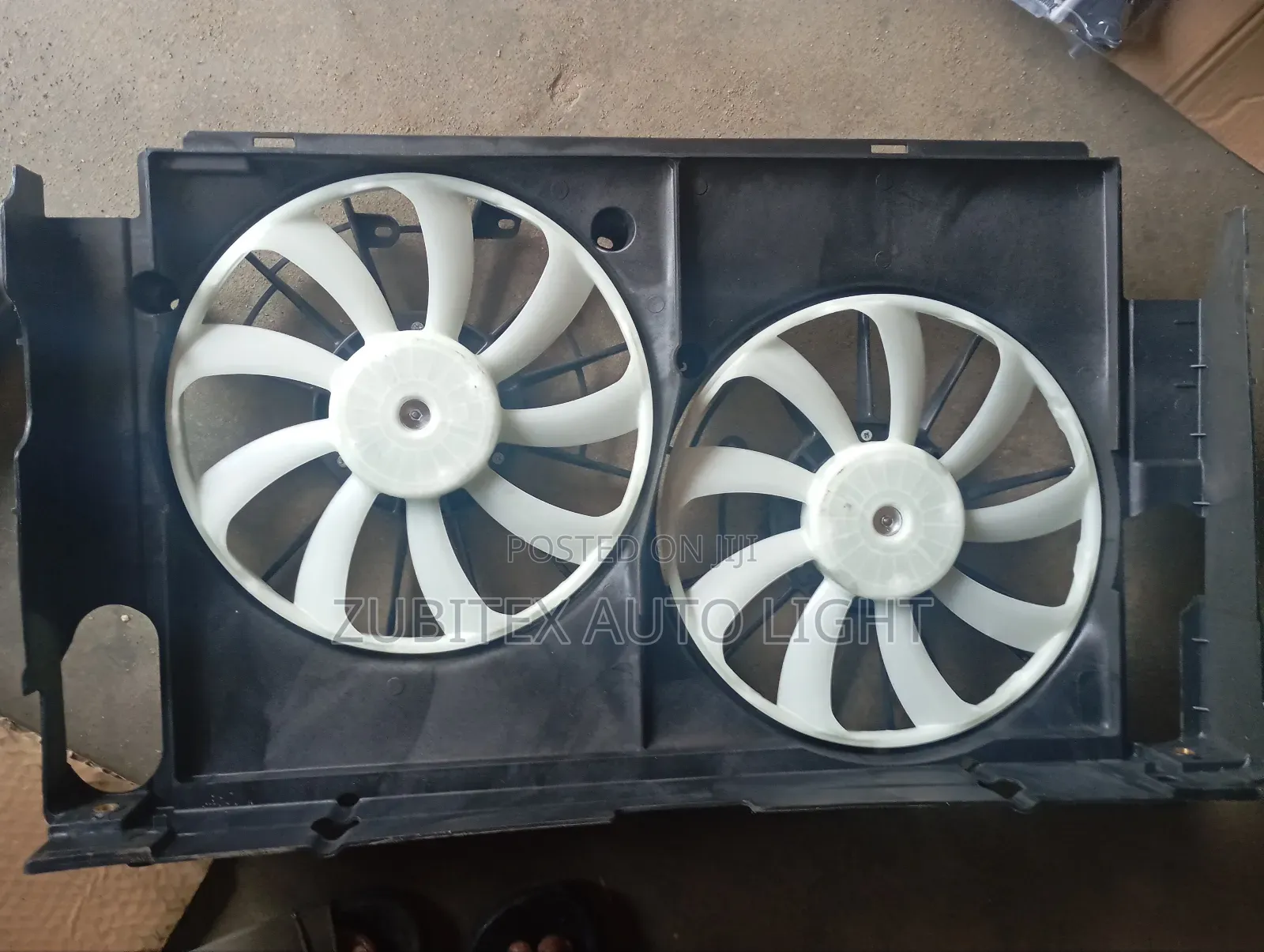 Complete Fan Rav4 2014 Model
