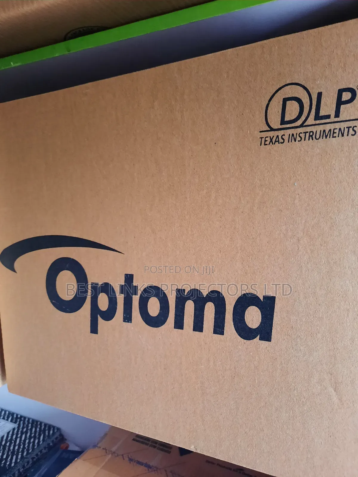 4000 Lumens Optoma S336 DLP Projector
