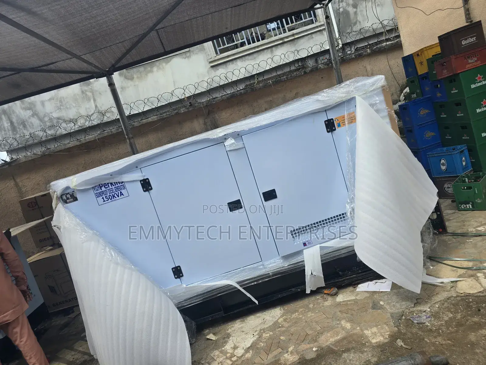 High Quality Perkins Diesel Soundproof Gen(Sp150kva)2years